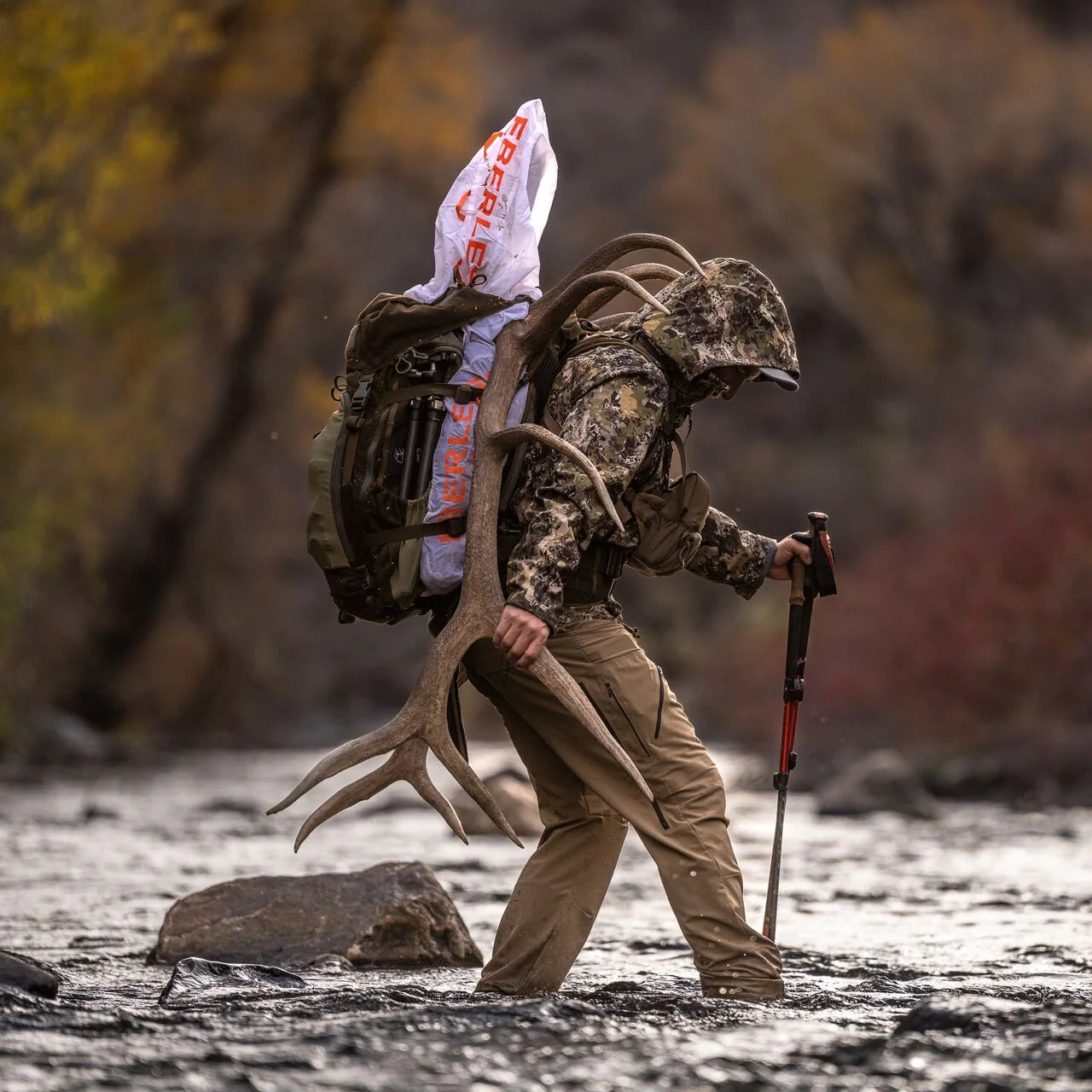 Eberlestock Team Elk Pack - Lightweight Hunting Backpack with Rifle Scabbard | Durable Gear for Elk Hunting, Backpacking & Outdoor Adventures