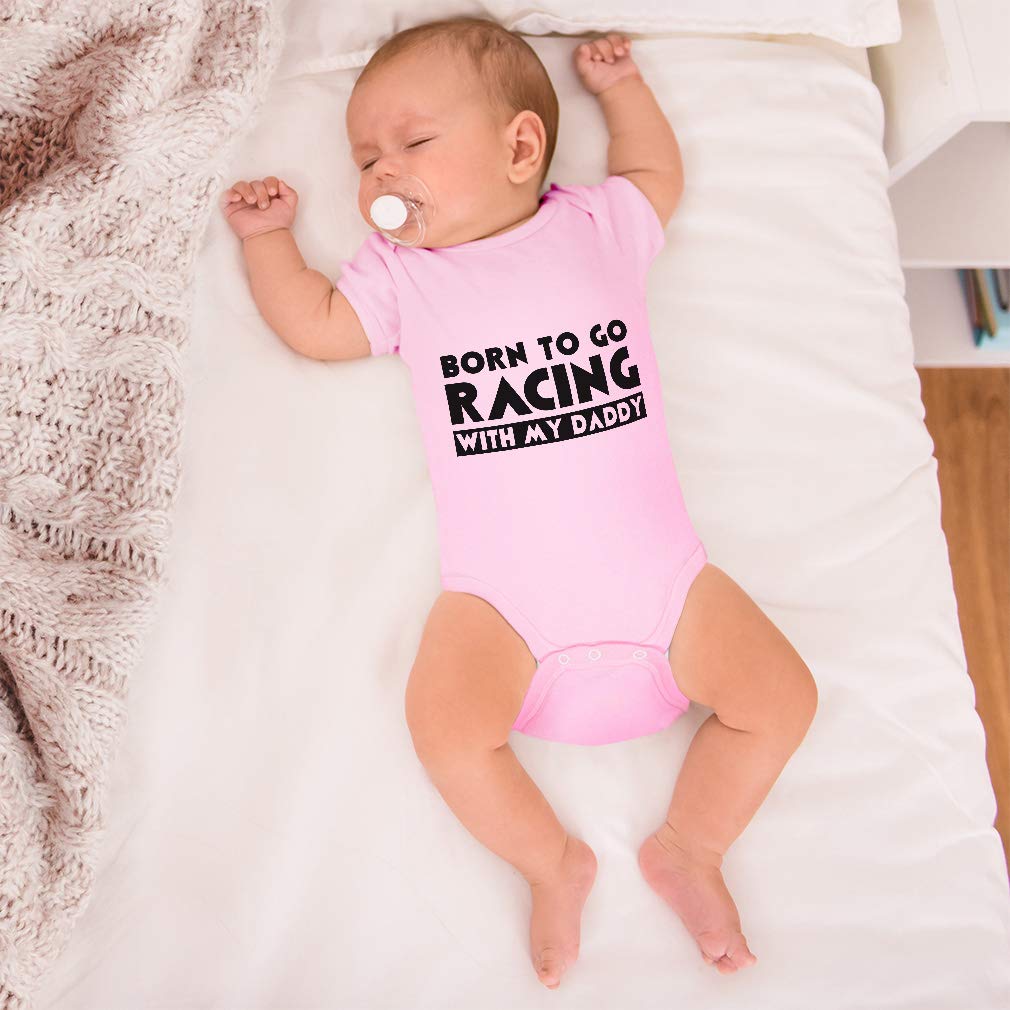 Adorable Baby Bodysuit - Born to Go Racing with Daddy - Sporty & Funny Cotton Outfit for Boys & Girls - Newborn Oxford Gray Design - Perfect for Family Races & Car Enthusiast Parents