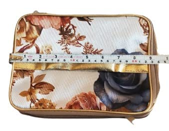 Salvus APP SOLUTIONS Adjustable Makeup Organizer Case - Cosmetic Storage Pouch for Women & Girls, Jewelry Accessories Vanity Organizer (Golden, 9x7 Inch) | Perfect for Travel, Home Vanity & Daily Makeup Organization