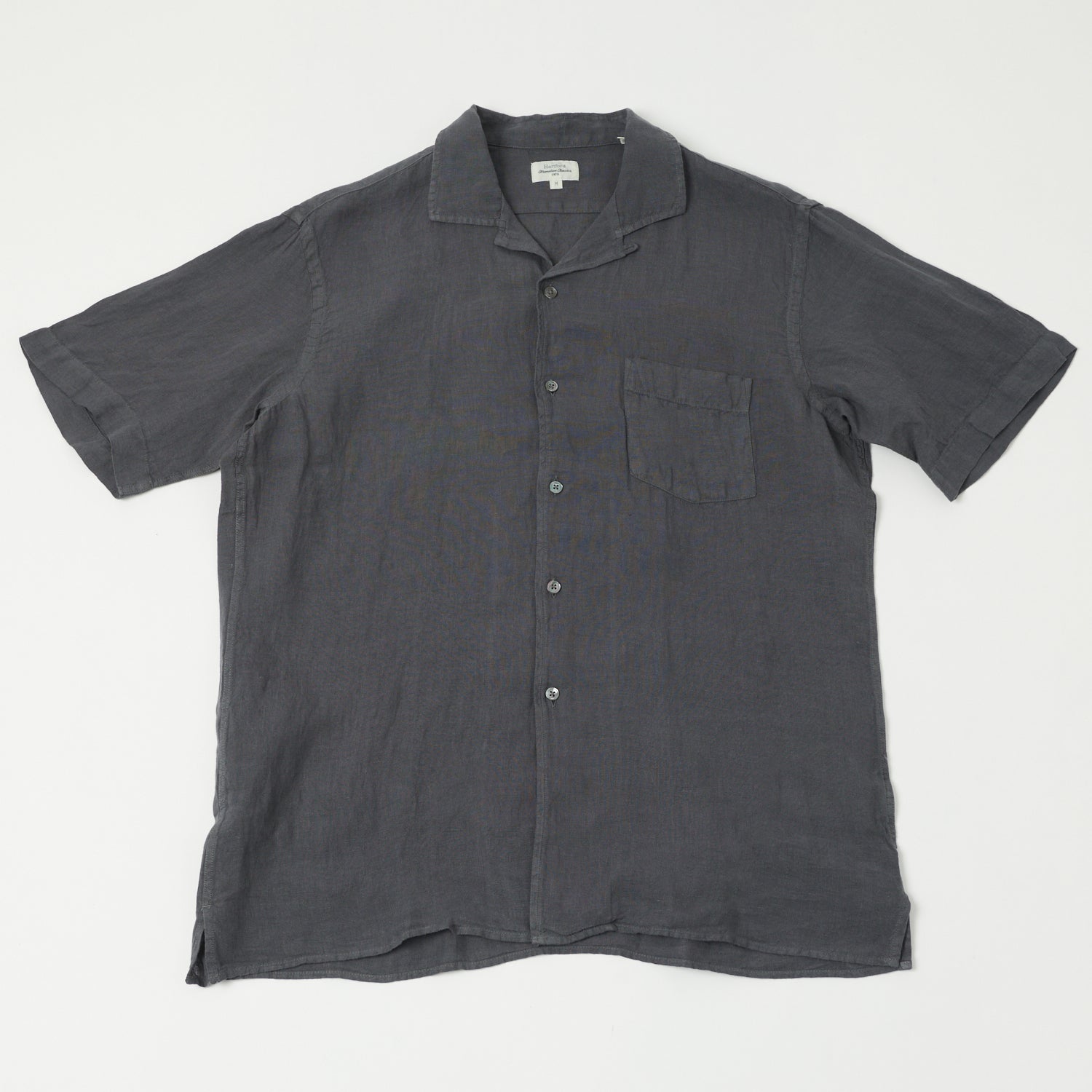 Hartford AZ04001 Men's Linen Short Sleeve Casual Shirt - Charcoal Gray for Summer Travel & Beach Vacation