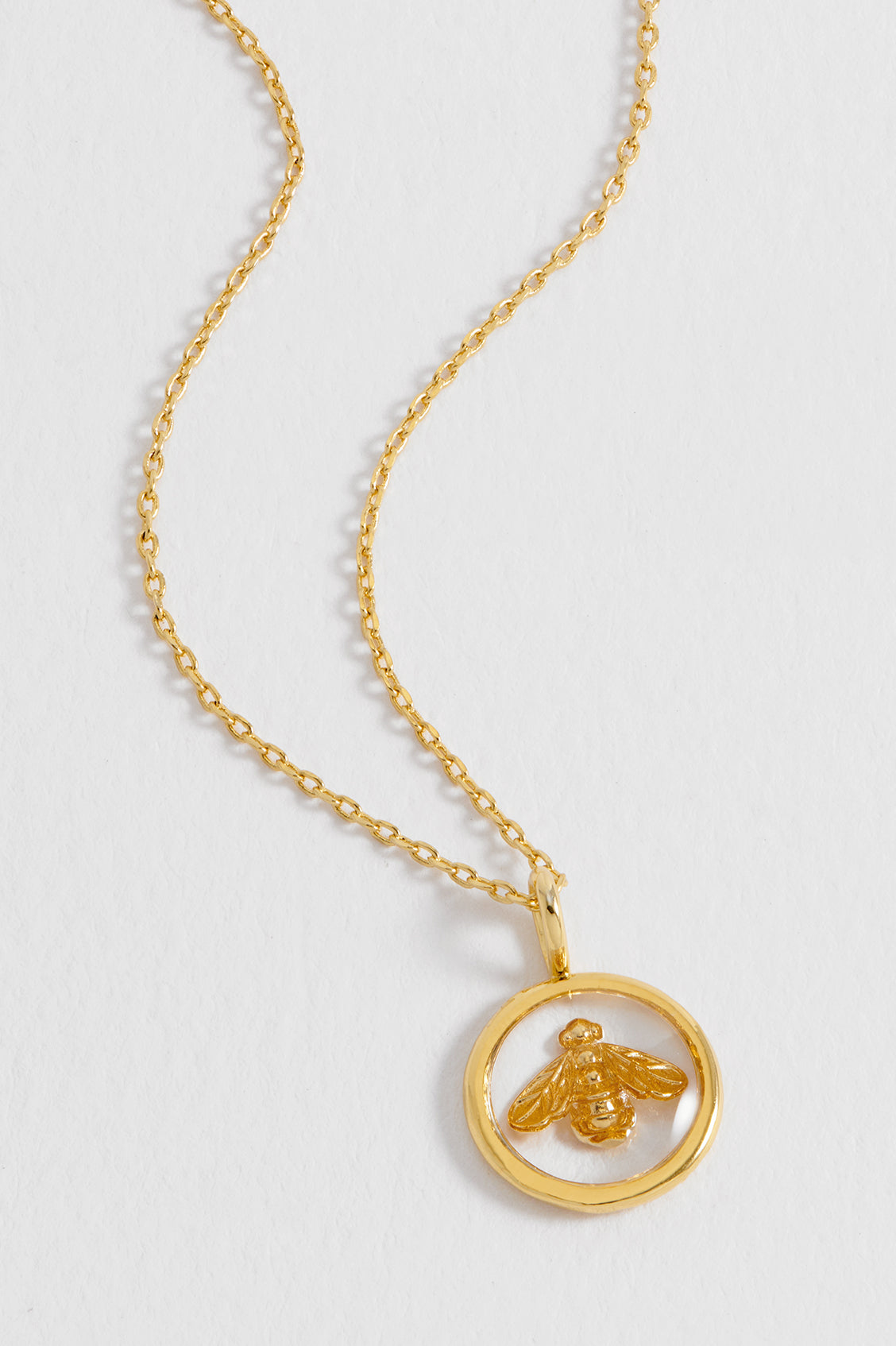 Handmade Resin Bee Pendant Necklace - Unique Honeycomb Design Jewelry for Women, Nature Inspired Gift for Her - Perfect for Everyday Wear, Date Nights & Special Occasions