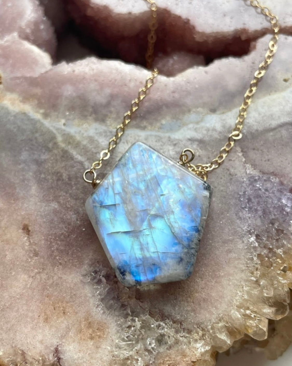 Large Moonstone Pendant Necklace Sterling Silver 925 - Elegant Healing Crystal Jewelry for Women, Perfect for Gifts, Meditation & Spiritual Protection