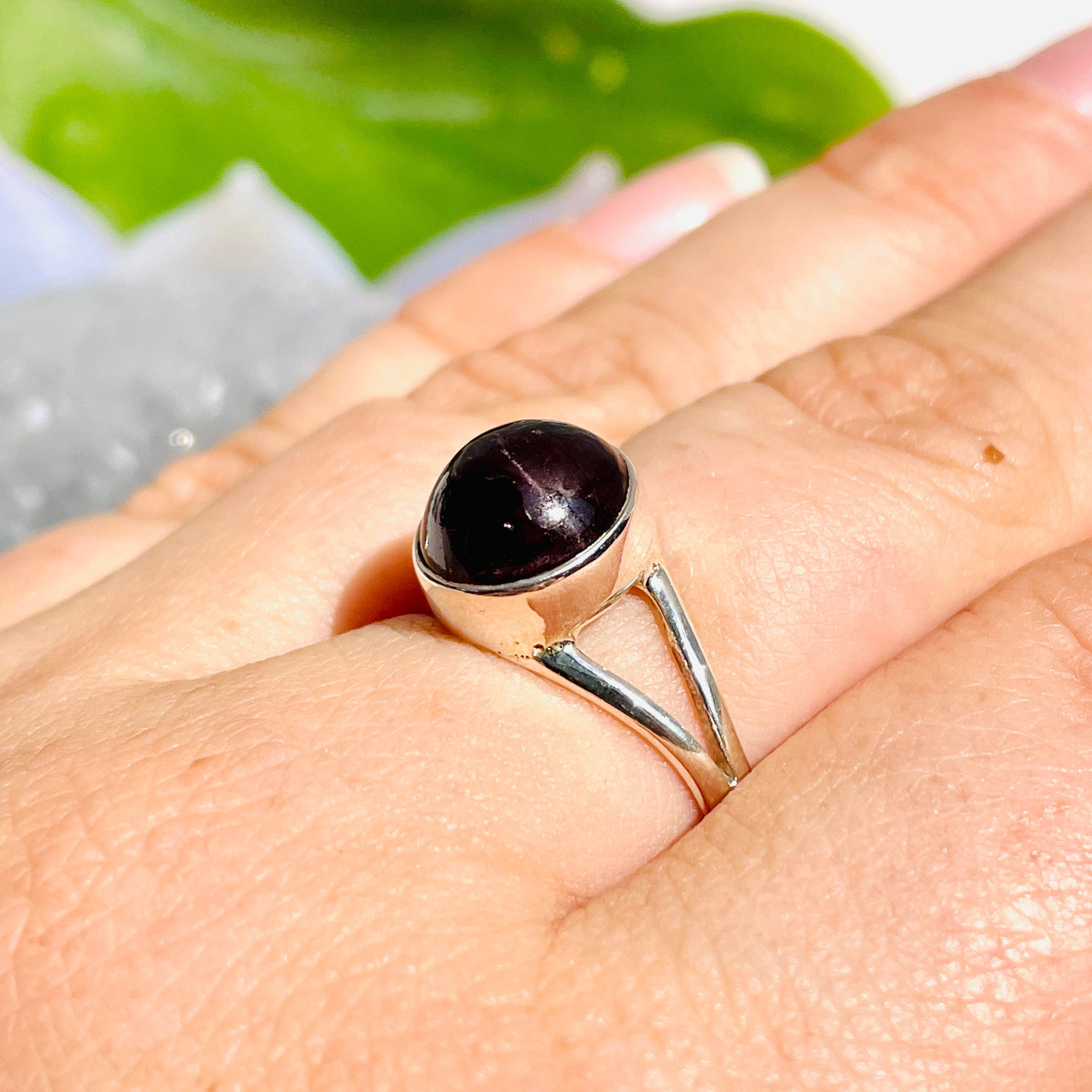 Garnet Round Ring with Split Band Size 8 - KRGJ1833 - Elegant Jewelry for Women, Perfect for Weddings, Parties & Special Occasions