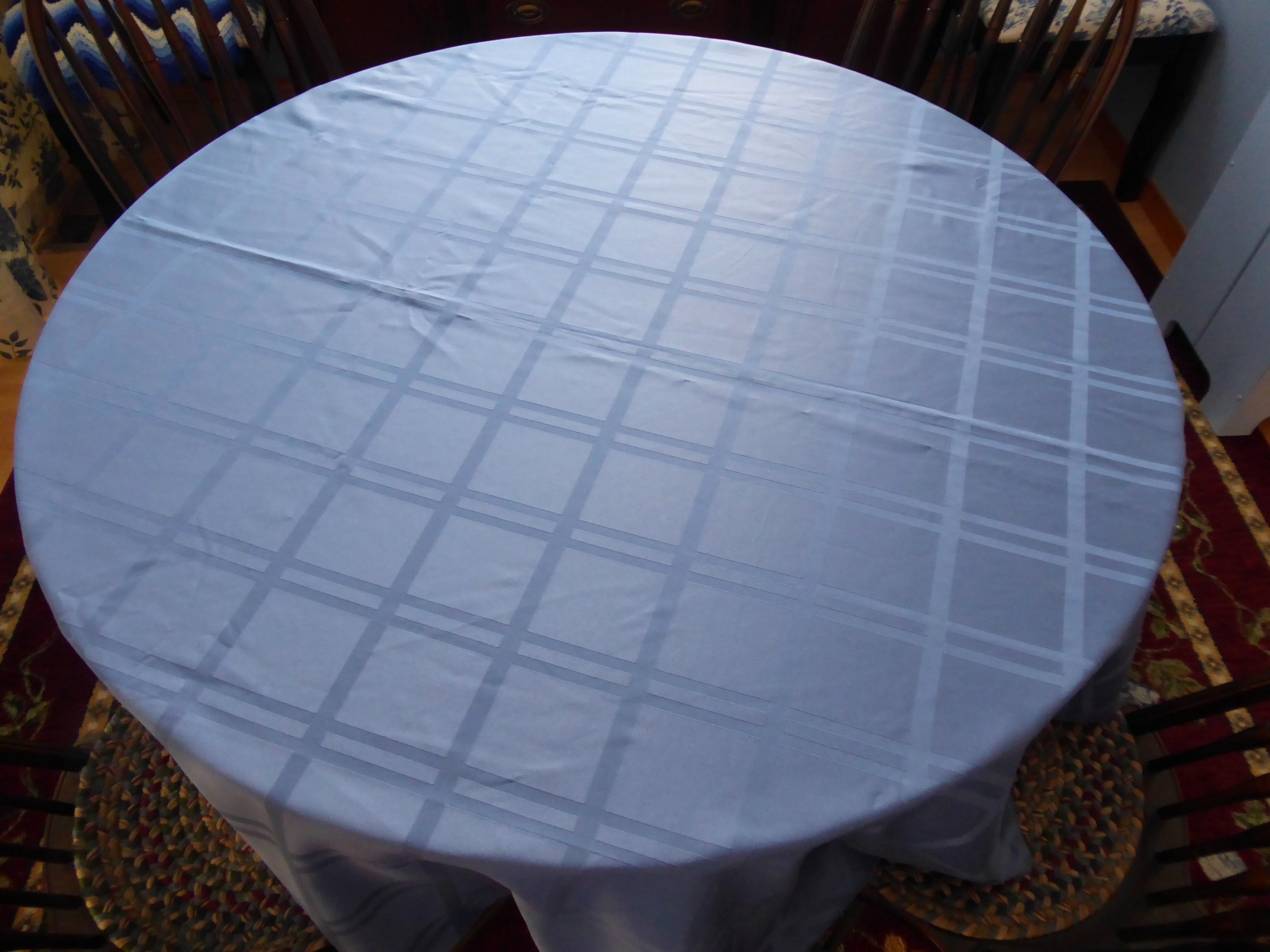 Elegant Oval Blue Window Pane Tablecloth 80x60 Inches - Silky Smooth Wedgwood Blue Dining Table Cover for Dinner Parties, Tea Parties & Special Occasions - Perfect for Formal Dining, Bridal Showers & Afternoon Tea Events