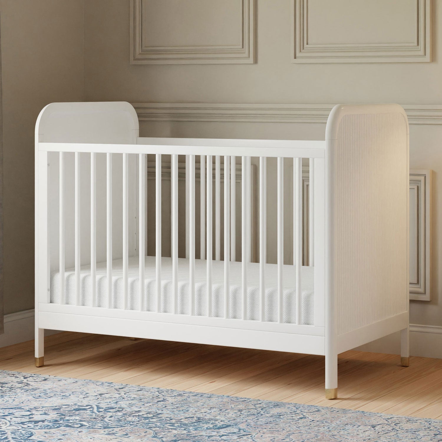 Brimsley Tambour 3-in-1 Convertible Baby Crib - White Wooden Nursery Crib with Toddler Bed & Daybed Conversion - Perfect for Newborns, Infants & Toddlers - Ideal for Modern Nursery, Bedroom & Daycare Use