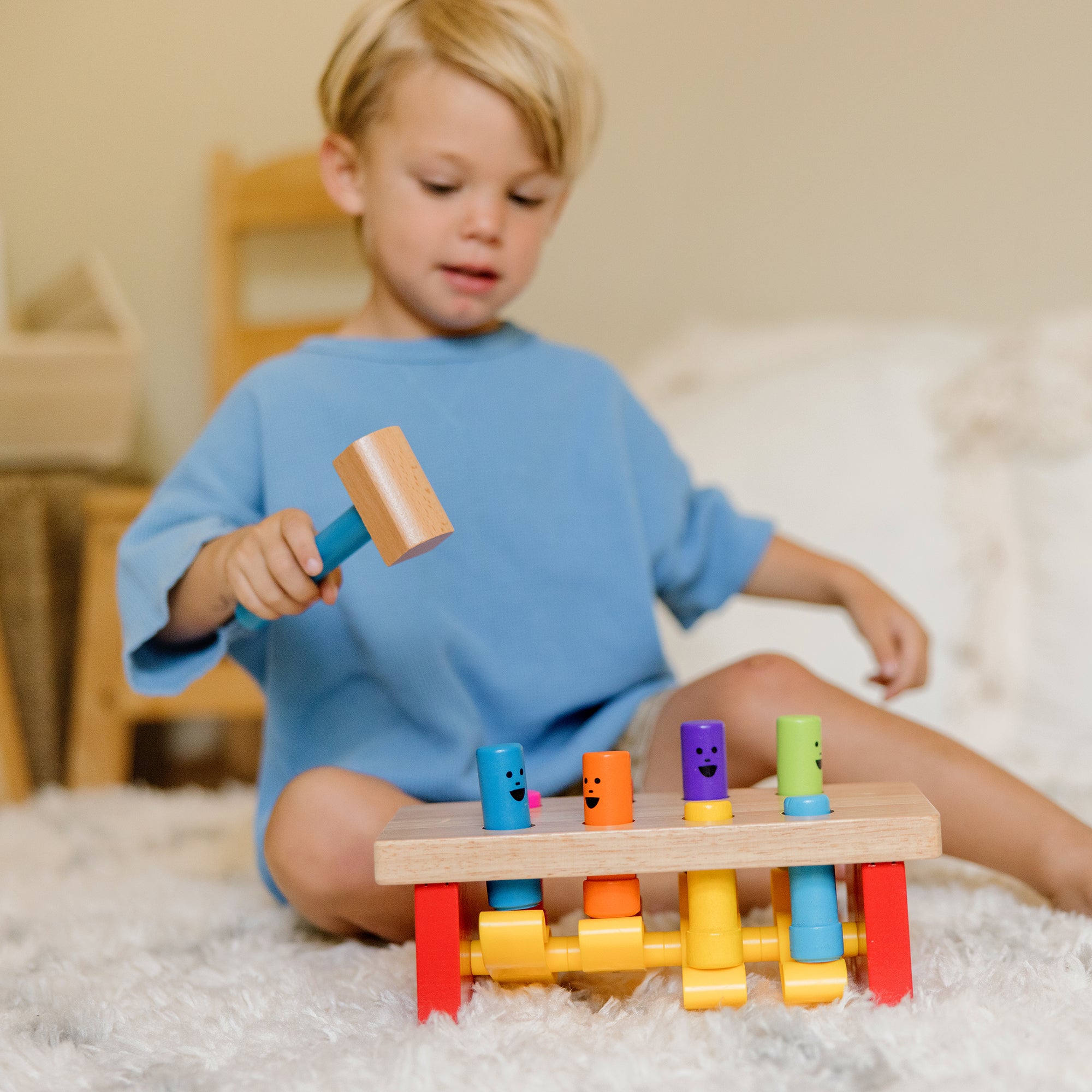 Premium Wooden Pounding Bench Toy - Montessori Educational Hammering Activity for Toddlers - Fine Motor Skills Development Toy for Kids - Perfect for Daycare, Preschool & Home Playrooms
