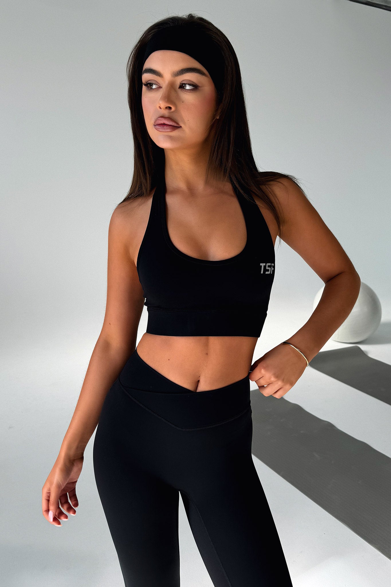 Kylo Sports Bra for Women - High Support Workout Top - Black - Perfect for Running, Yoga & Gym