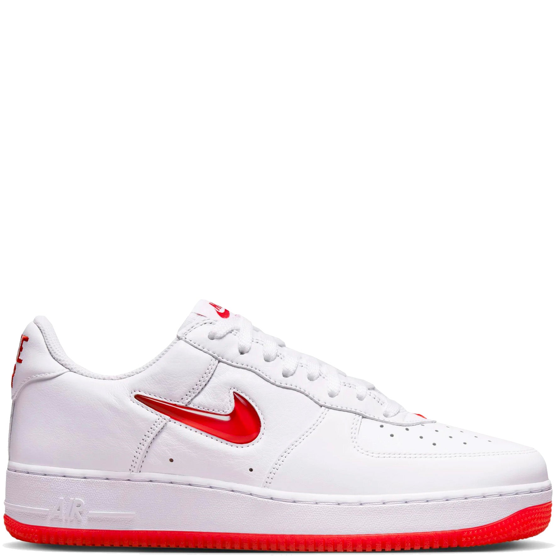 Nike Air Force 1 Men's White Sneakers - Classic Low-Top Basketball Shoes for Casual Wear & Street Style Fashion
