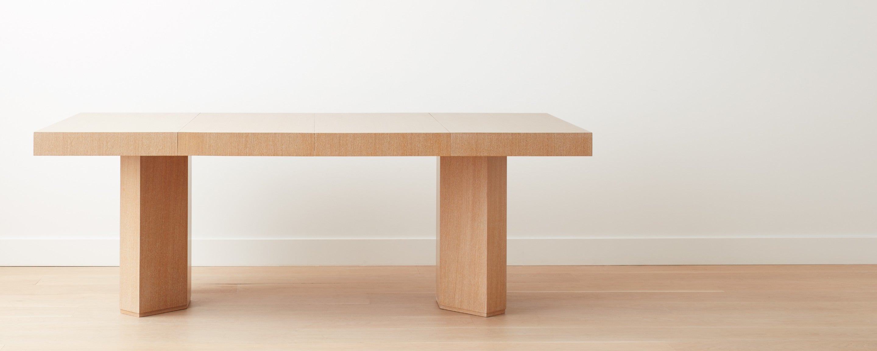 Homenature Union Square Dining Table - Modern Wooden Kitchen Table for 6 - Perfect for Family Dinners & Entertaining Guests