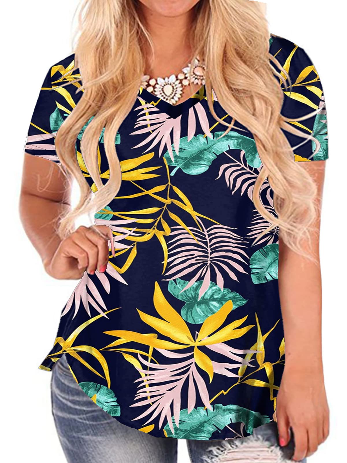 ROSRISS Women's Plus Size Tie Dye T-Shirts - Summer Fashion Casual Short Sleeve Tops for Everyday Wear, Beach Outings & Weekend Relaxation