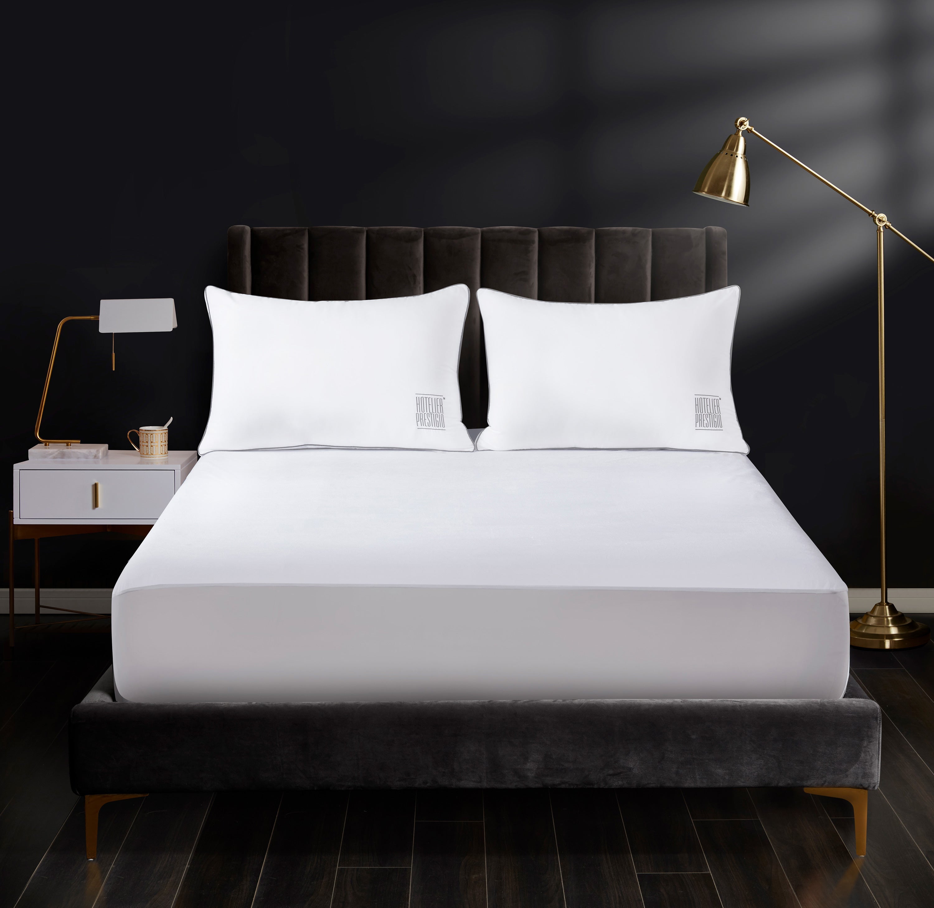 Premium Waterproof Fitted Mattress Protector - Hotelier Prestigio™ Queen Size, Hypoallergenic & Breathable - Perfect for Bedwetting, Allergies & Luxury Hotel-Style Sleep