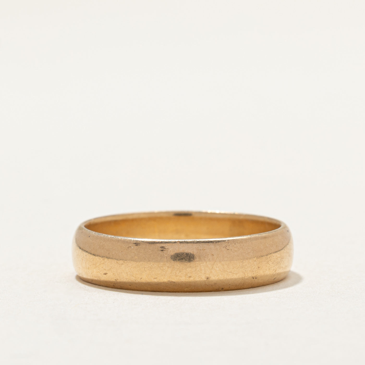 18K Yellow Gold Plain Wedding Band Ring for Women & Men | 5.2mm Width | Size 9.25 | Classic Minimalist Jewelry for Anniversary, Engagement & Everyday Wear