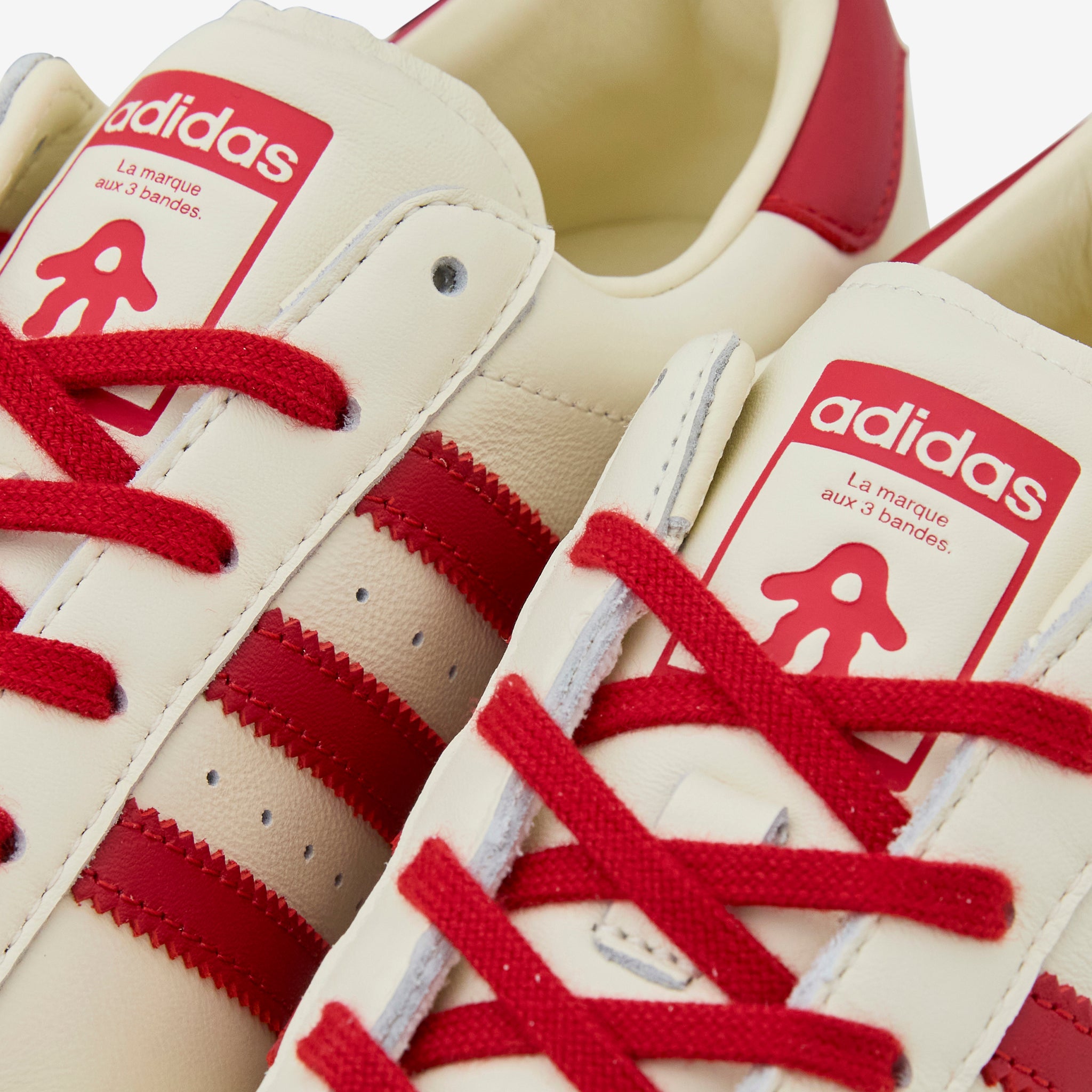 Avavav Women's Superfinger Superstar Sneakers in Scarlet, Cream White - Stylish & Comfortable for Casual Wear, Work & Everyday Fashion