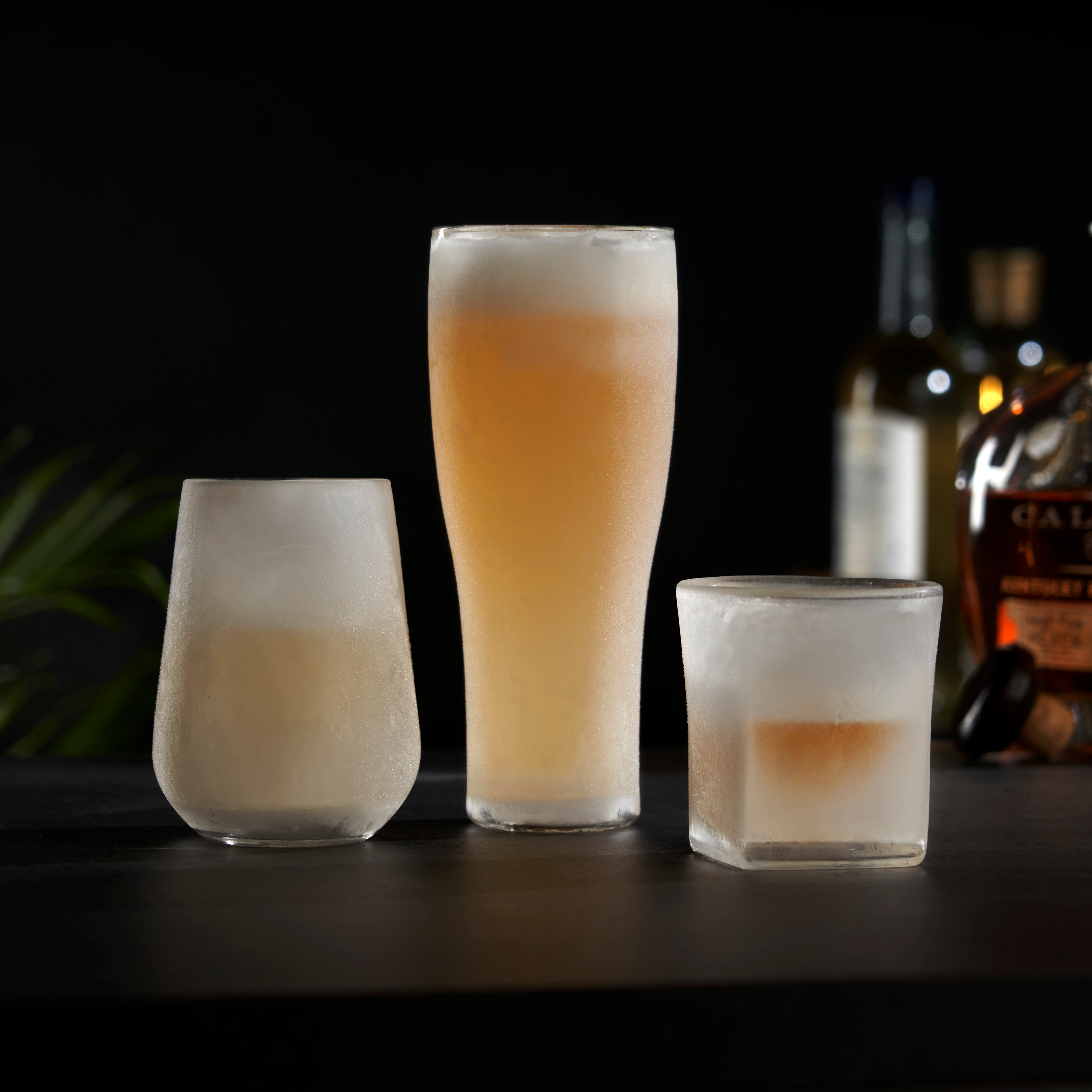 Premium Glacier Double Walled Insulated Wine Glasses - Set of 2, Shatterproof & BPA-Free - Perfect for Chilled White Wine, Cocktails & Outdoor Entertaining