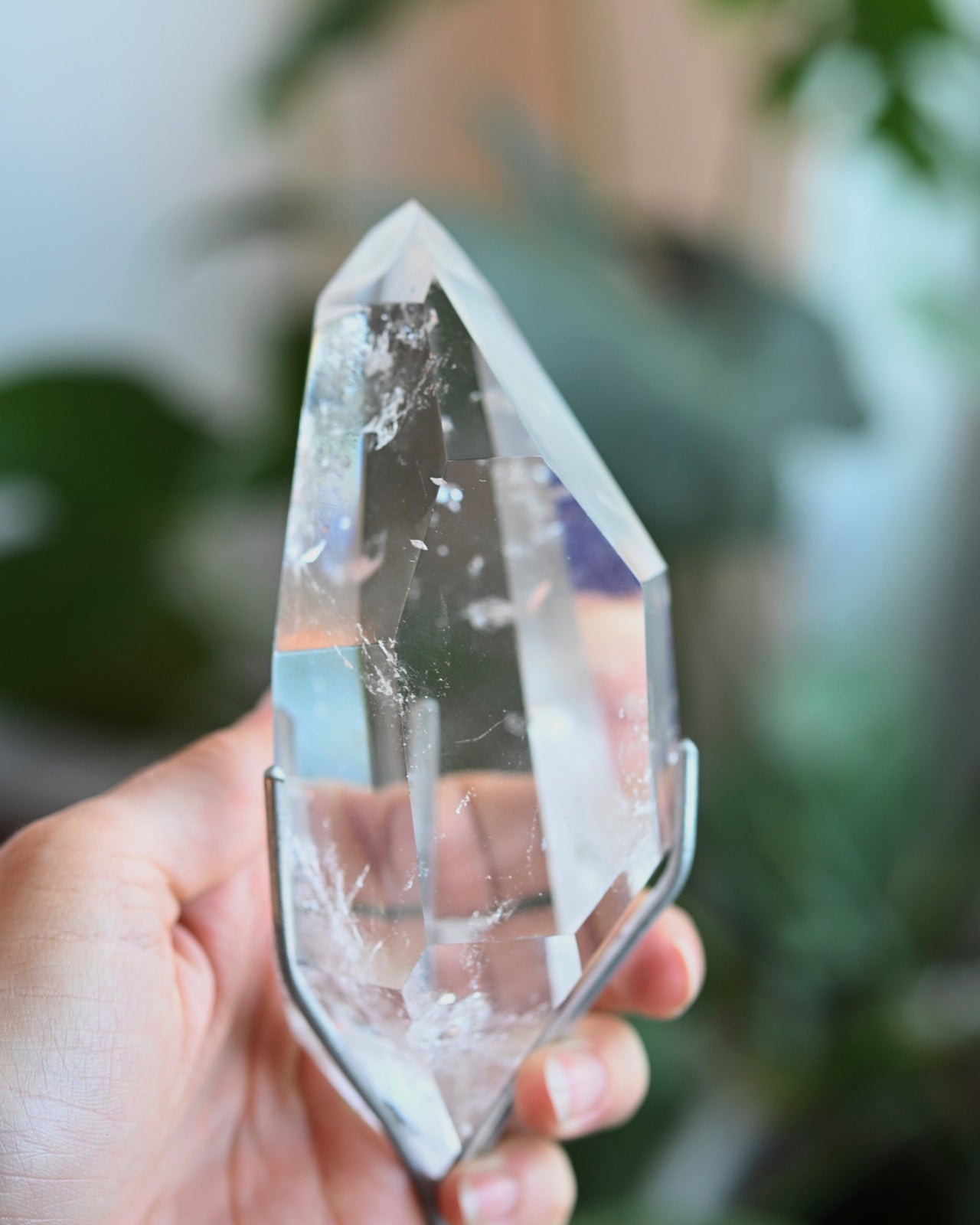 Natural Clear Quartz Crystal Point on Stand - Healing Stone for Meditation, Reiki, and Home Decor | Perfect for Spiritual Gifts & Energy Cleansing