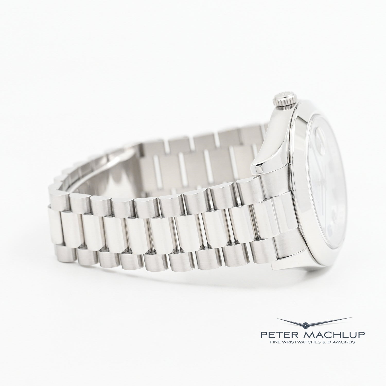 Authentic Rolex Day-Date 41 Watch 18K Gold Men's Luxury Timepiece 2009 Model - Perfect for Business Meetings & Formal Events