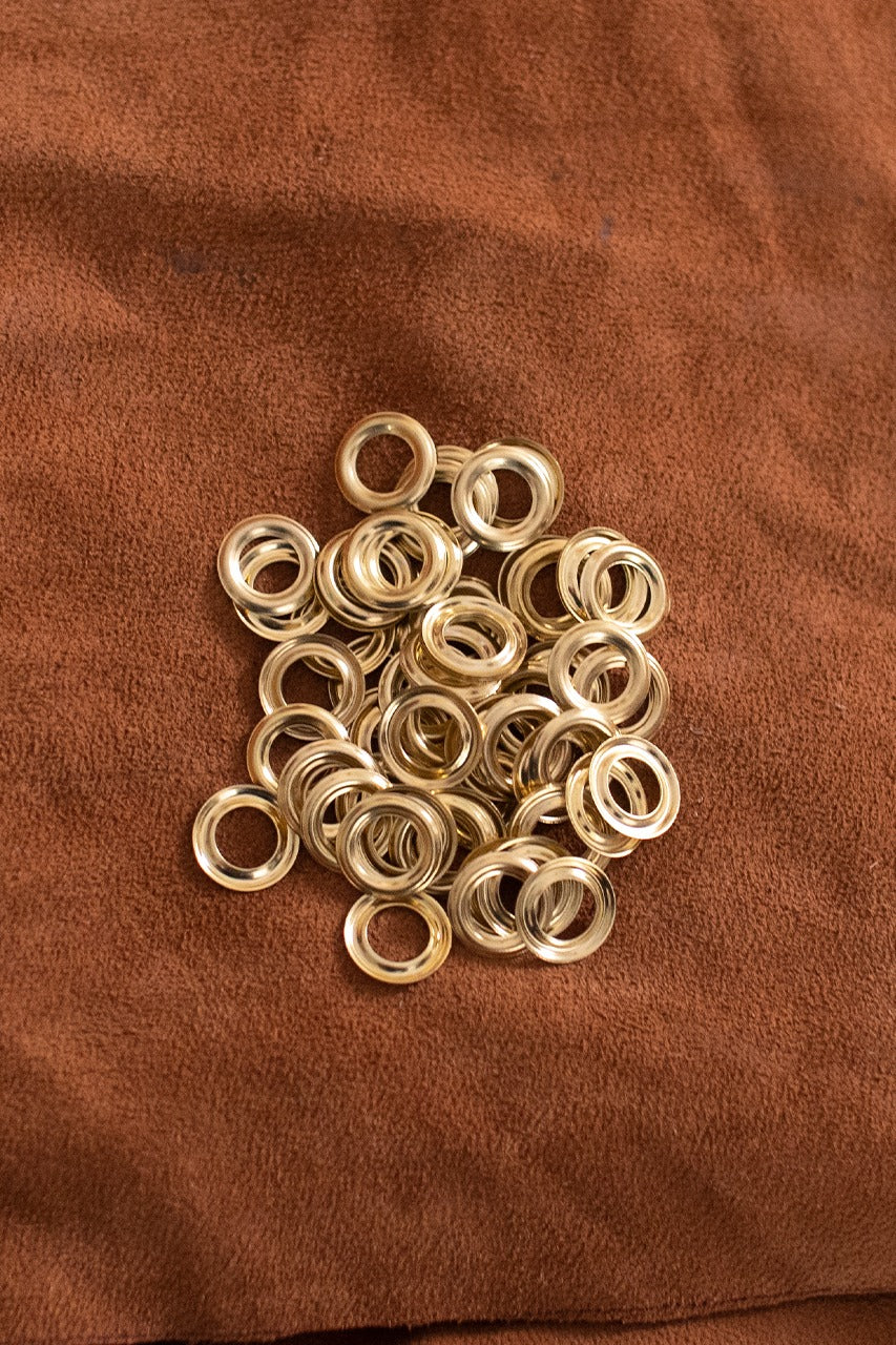 6.9mm Eyelet Ring - 0.7mm Thickness, 11.5mm Outer Diameter - Iron/Brass Metal Rings for Leather Craft, DIY Projects & Jewelry Making
