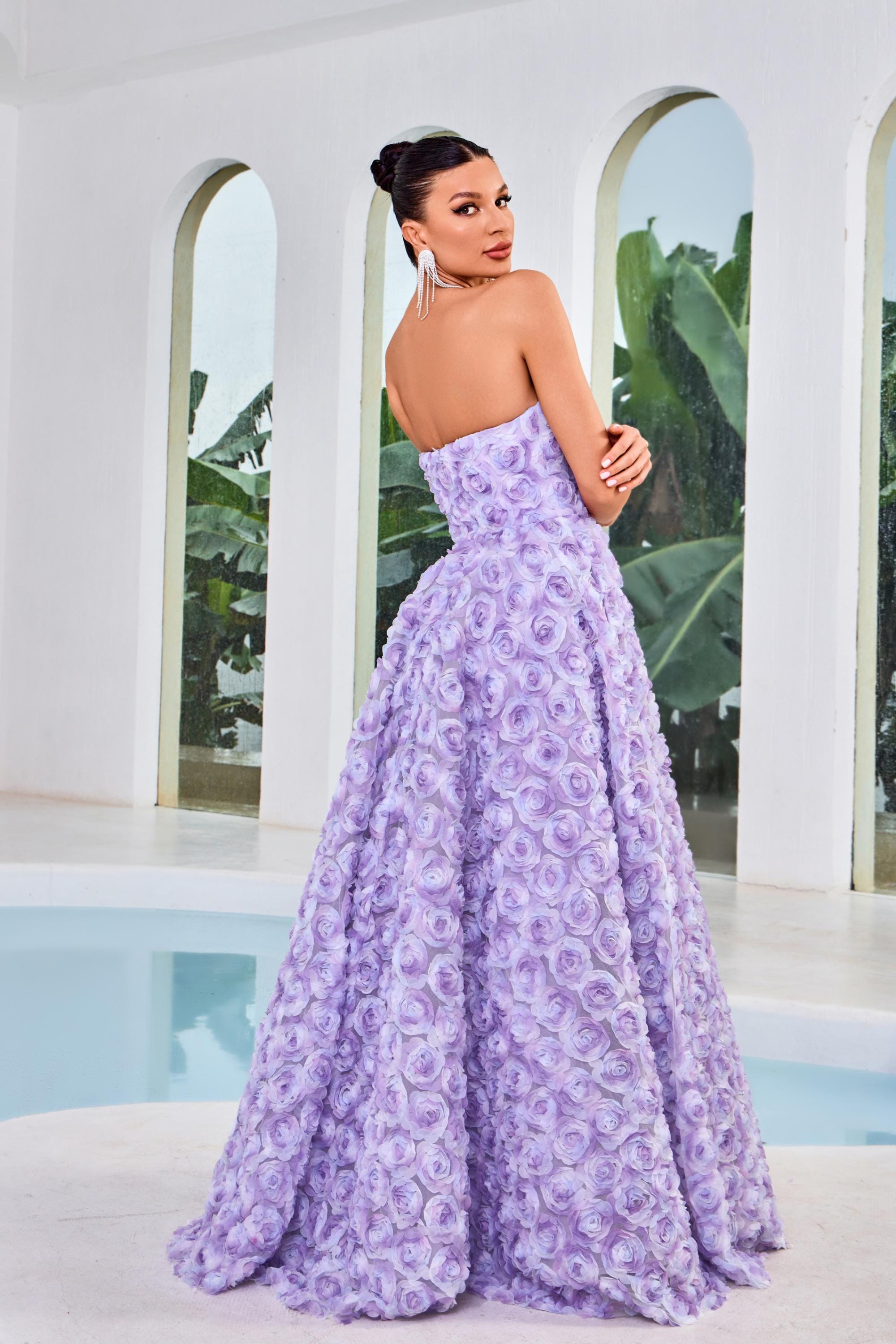 J'adore A-Line Sweetheart Neckline Tulle Evening Dress - Sleeveless Prom Gown J24026 for Weddings, Galas & Formal Events
