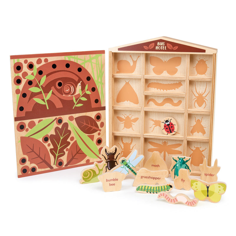 Natural Wooden Bug Hotel for Garden - Attract Beneficial Insects & Pollinators - Outdoor Insect Habitat for Bees, Ladybugs & Butterflies - Perfect for Eco-Friendly Gardening & Backyard Wildlife