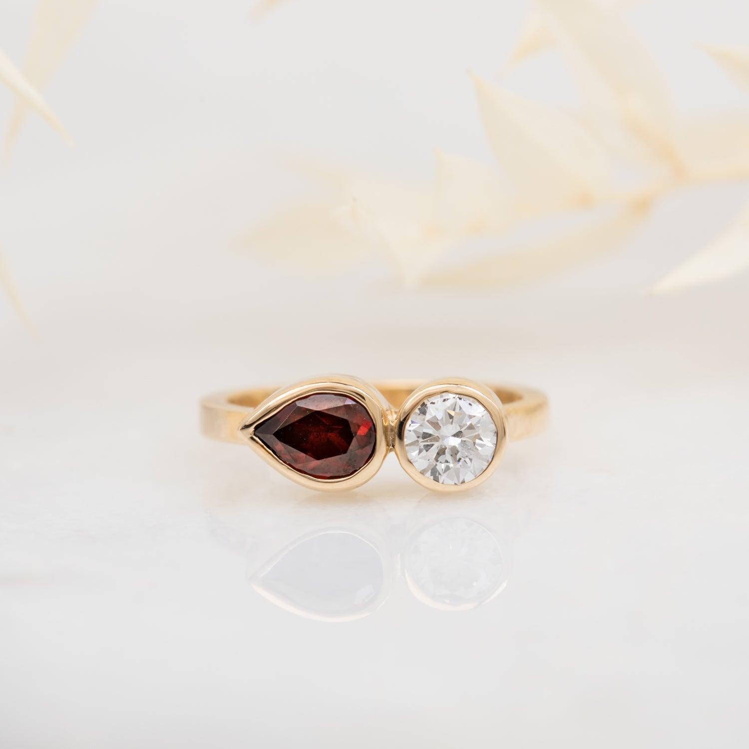 Exquisite Garnet & Diamond Ring for Women - Elegant Birthstone Jewelry for Engagement, Anniversary & Special Occasions