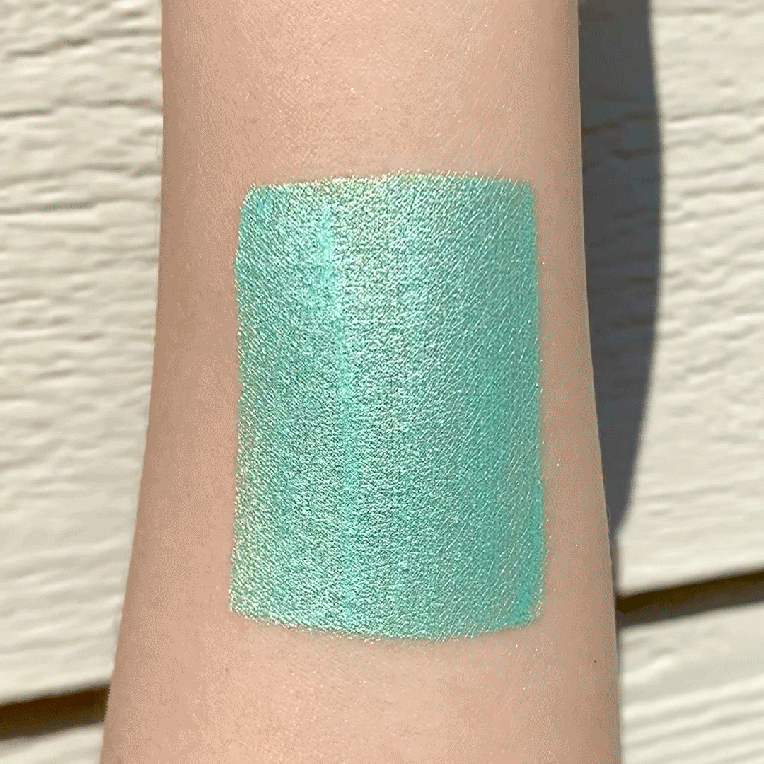 KimChi Chic Beauty Potde Creme Cream Eyeshadow - Long Lasting, Highly Pigmented Makeup for Day & Night Wear - Perfect for Party, Date Night & Special Occasions