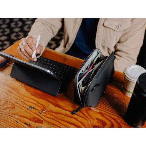 Peak Design Tech Pouch Small Midnight - Compact Tech Organizer for Travel, Work & Everyday Use - Water-Resistant Electronics Accessories Case for Cables, Chargers & Small Gadgets