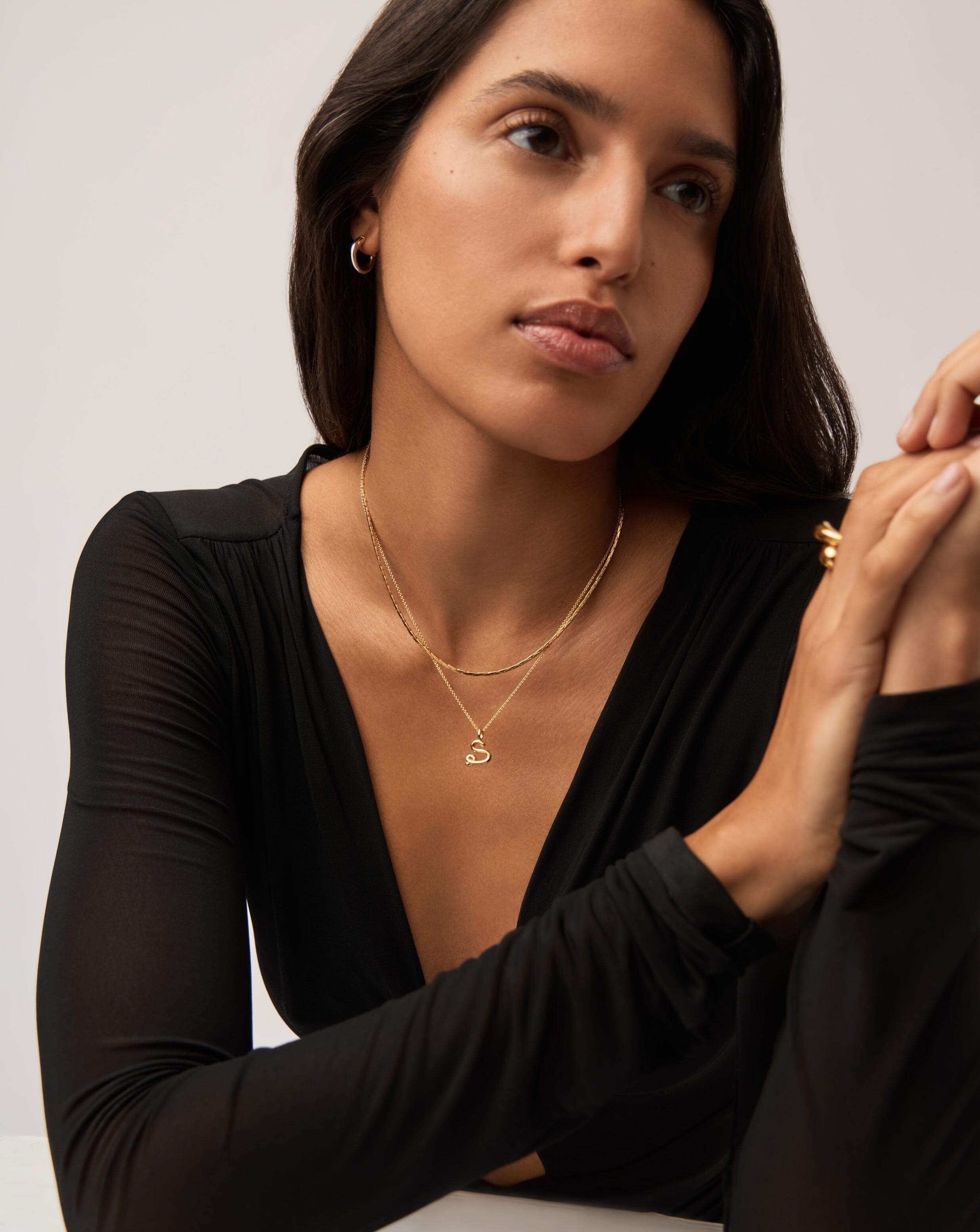 Curly Molten Mini Initial Necklace - 18k Gold Vermeil Personalized Jewelry for Women | Elegant Gift for Her, Birthday, Anniversary, Valentine's Day