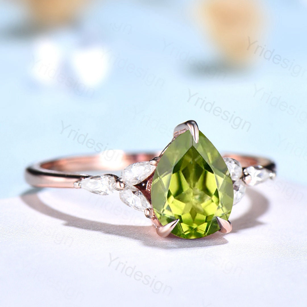 Natural Peridot Engagement Ring for Women - Vintage Rose Gold Cluster Wedding Ring with August Birthstone - Promise Ring for Bride, Anniversary Gift, Special Occasion Jewelry