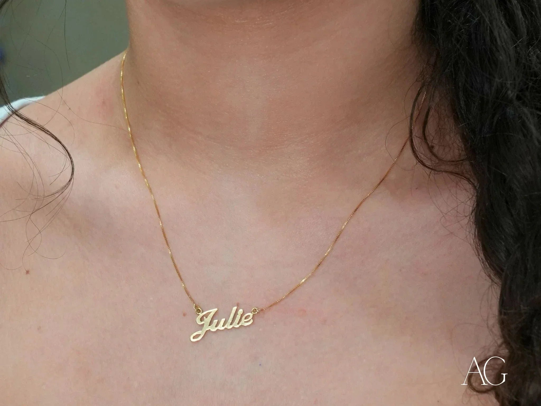 Golden Signature Necklace for Women - Personalized Nameplate Pendant Jewelry Gift for Her | Perfect for Anniversaries, Birthdays & Special Occasions