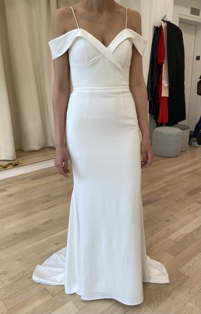 Kelly Faetanini Phoebe Sample Gown - Elegant Wedding Dress for Brides | Perfect for Bridal Showers, Ceremonies & Formal Events