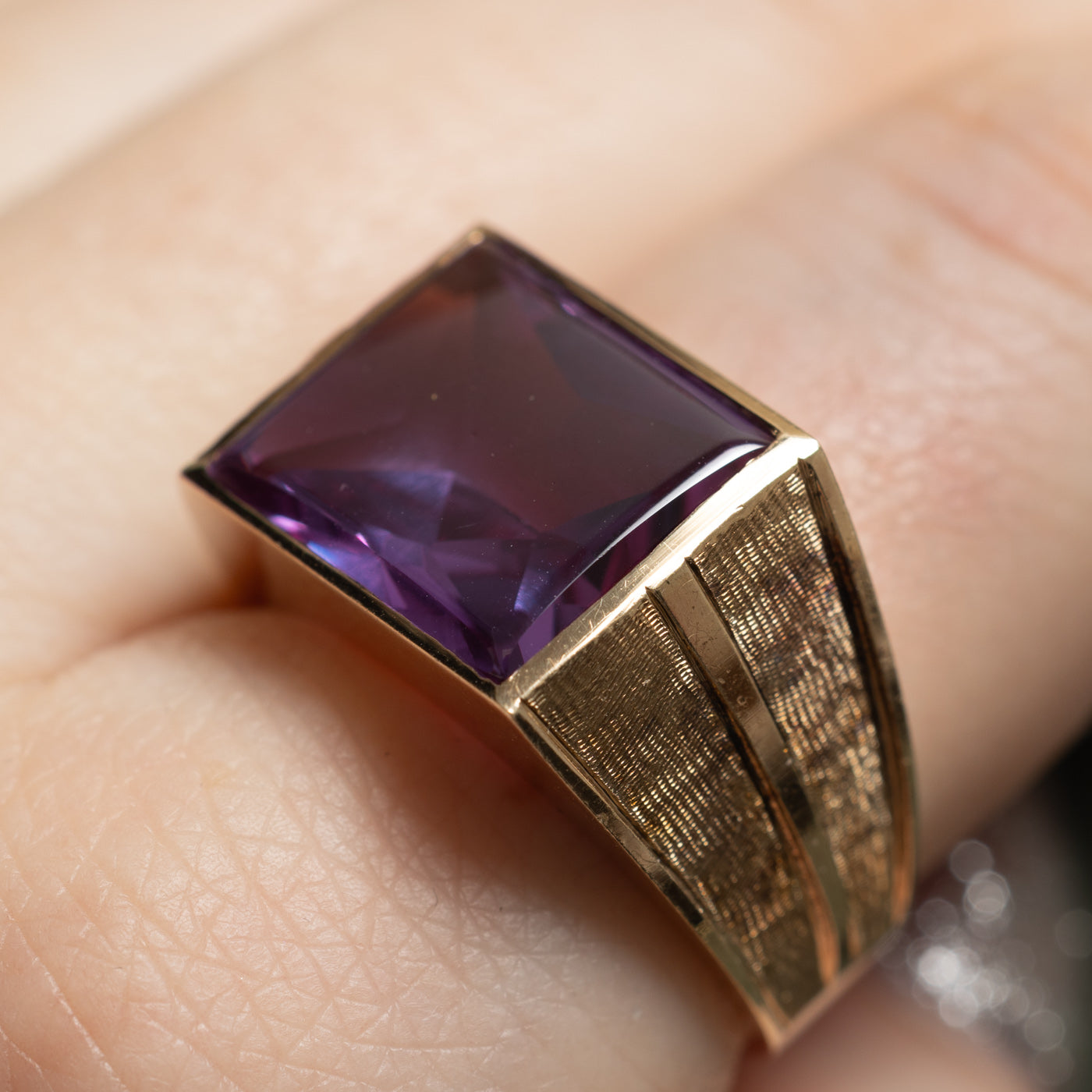 11.00ct Synthetic Color Changing Purple Sapphire Cocktail Ring - Size 9.5 | Elegant Evening Wear & Special Occasion Jewelry for Women