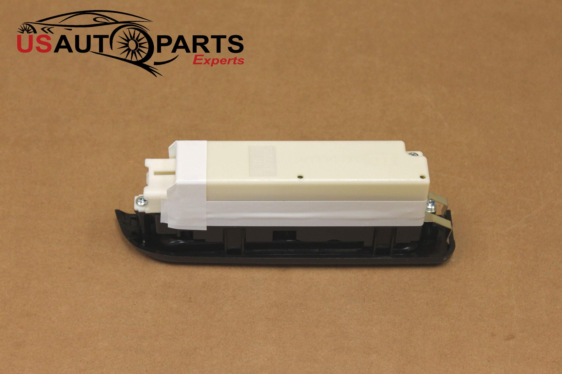 Genuine ISUZU NPR Window Switch Driver Side 2000-2007 Replacement Part 8-98147-228-0 - Perfect for Truck Repairs & Maintenance