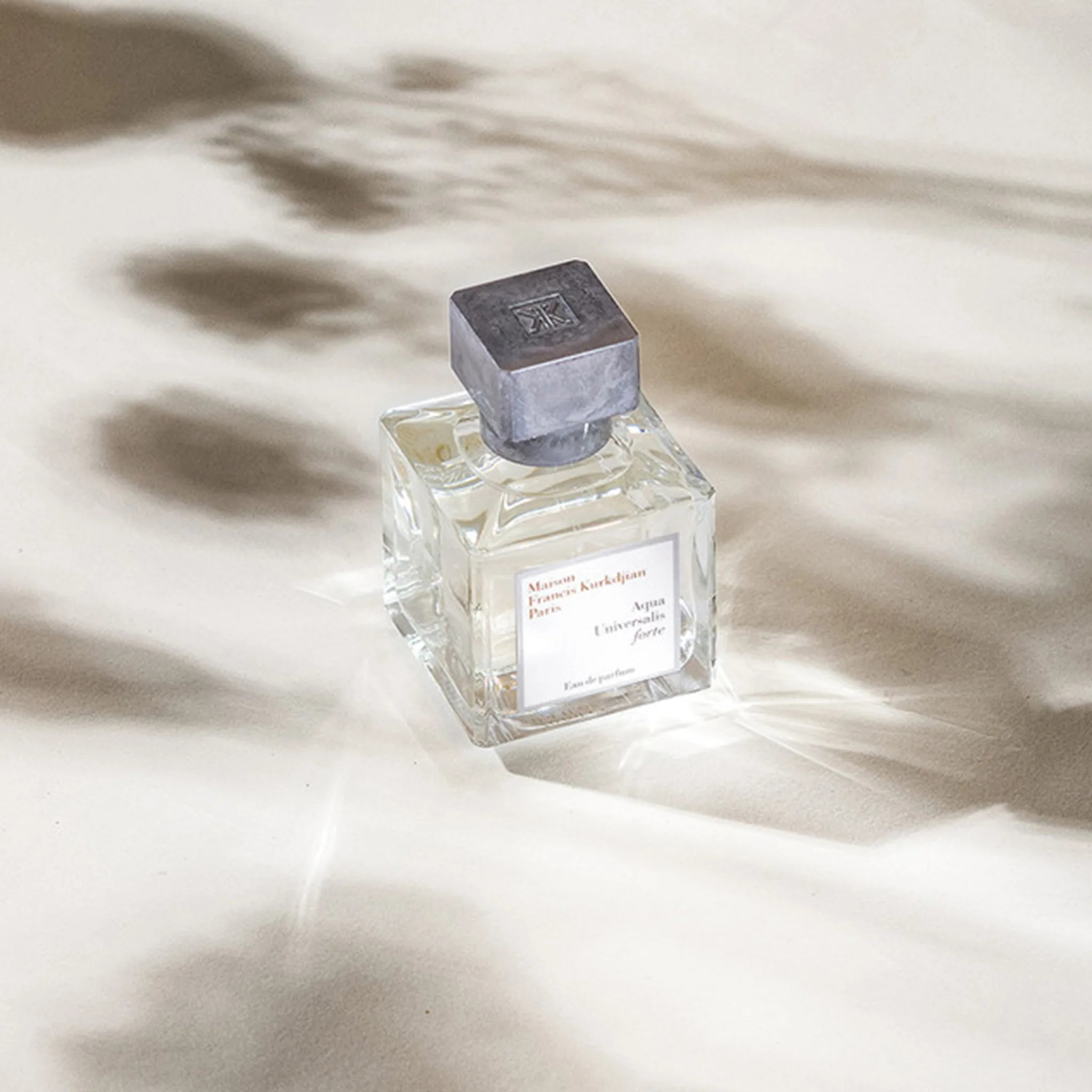 Maison Francis Kurkdjian Aqua Universalis Forte Eau De Parfum - Fresh Citrus Floral Perfume for Women & Men, Long-Lasting Luxury Fragrance | Perfect for Daily Wear, Special Occasions & Gifting