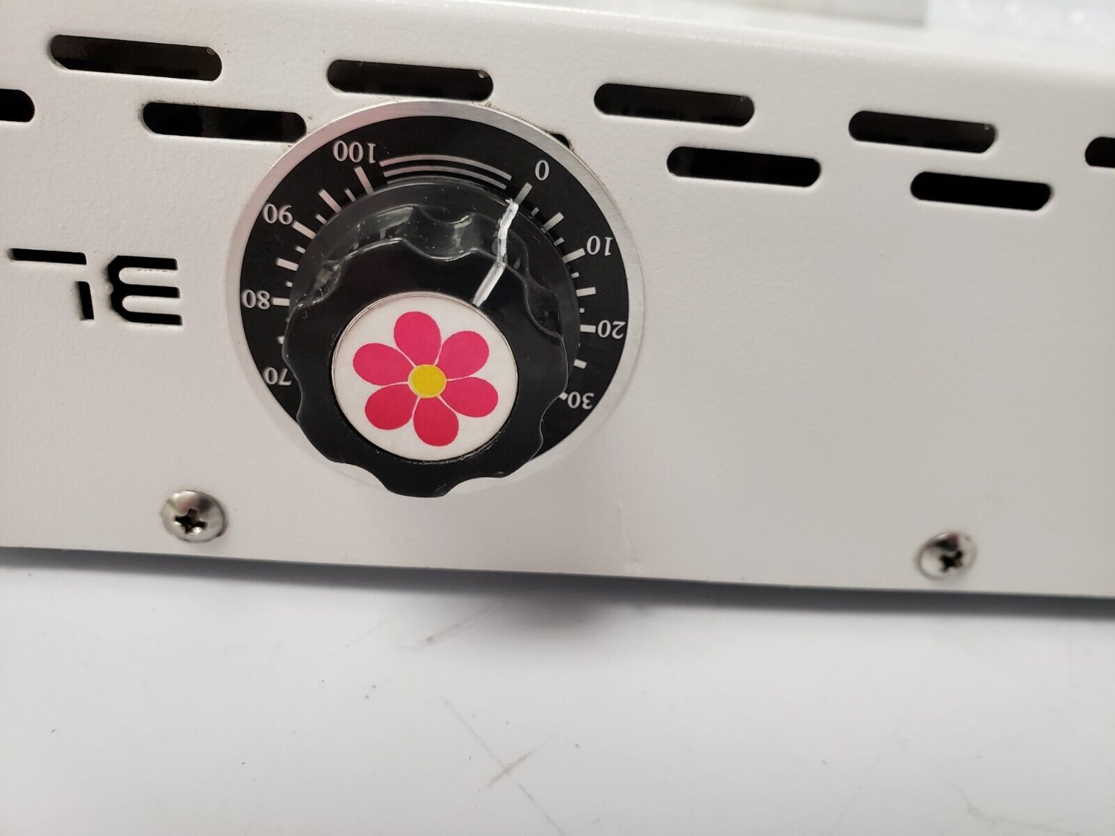 Maxbloom X8 Plus Full Spectrum LED Grow Light for Indoor Plants - Hydroponics, Greenhouse & Home Gardening