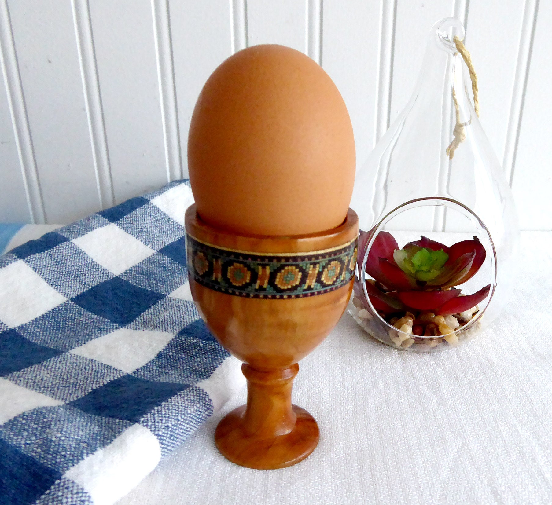 Victorian Tunbridge Ware Egg Cup - Antique English Wooden Eggcup with Green Inlay, Circa 1880s - Perfect for Vintage Tea Parties & Easter Decorations