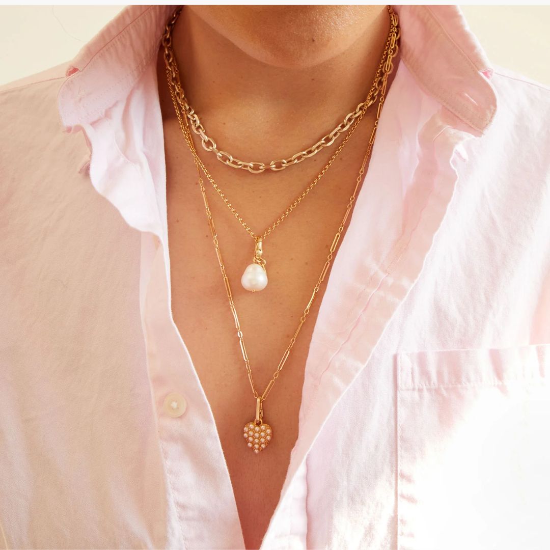 Vintage Baroque Pearl Charm Pendant - Elegant Cream Pearl with Gold Plated Finish for Necklace, Bracelet & Jewelry Making - Perfect for Weddings, Parties & Gifts