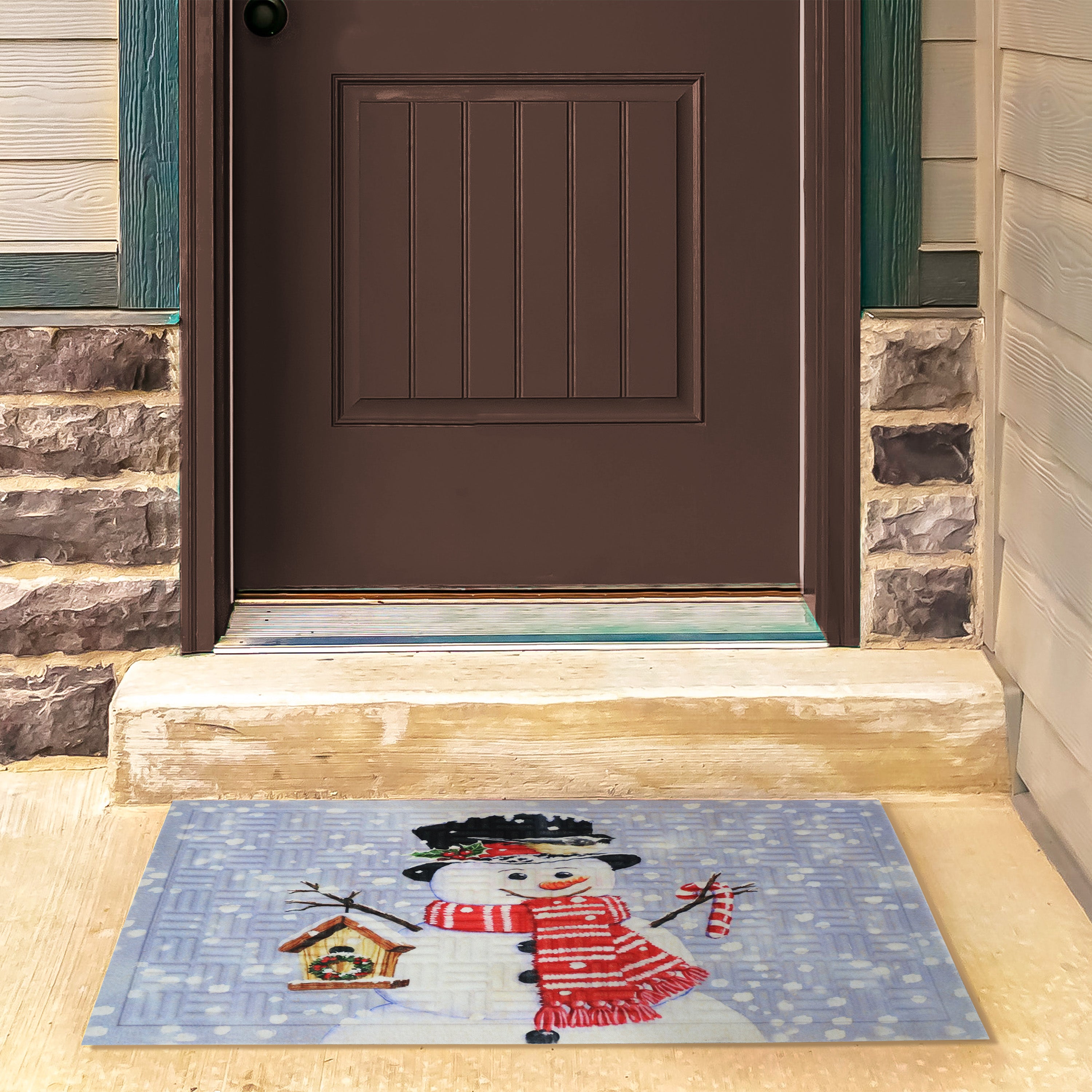 Sunnydaze 17.5 x 29 Indoor Holiday Doormat - Non-Slip Christmas Welcome Mat for Front Door, Porch, and Entryway Decorations
