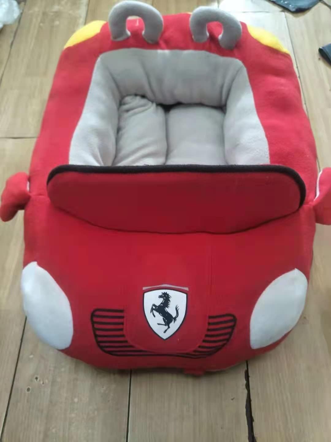 Waterproof Soft Warm Pet Dog Bed - Sports Car Shaped House for Small Dogs & Cats (Chihuahua, Yorkshire) - Cozy Puppy Sofa Kennel for Indoor Comfort & Play