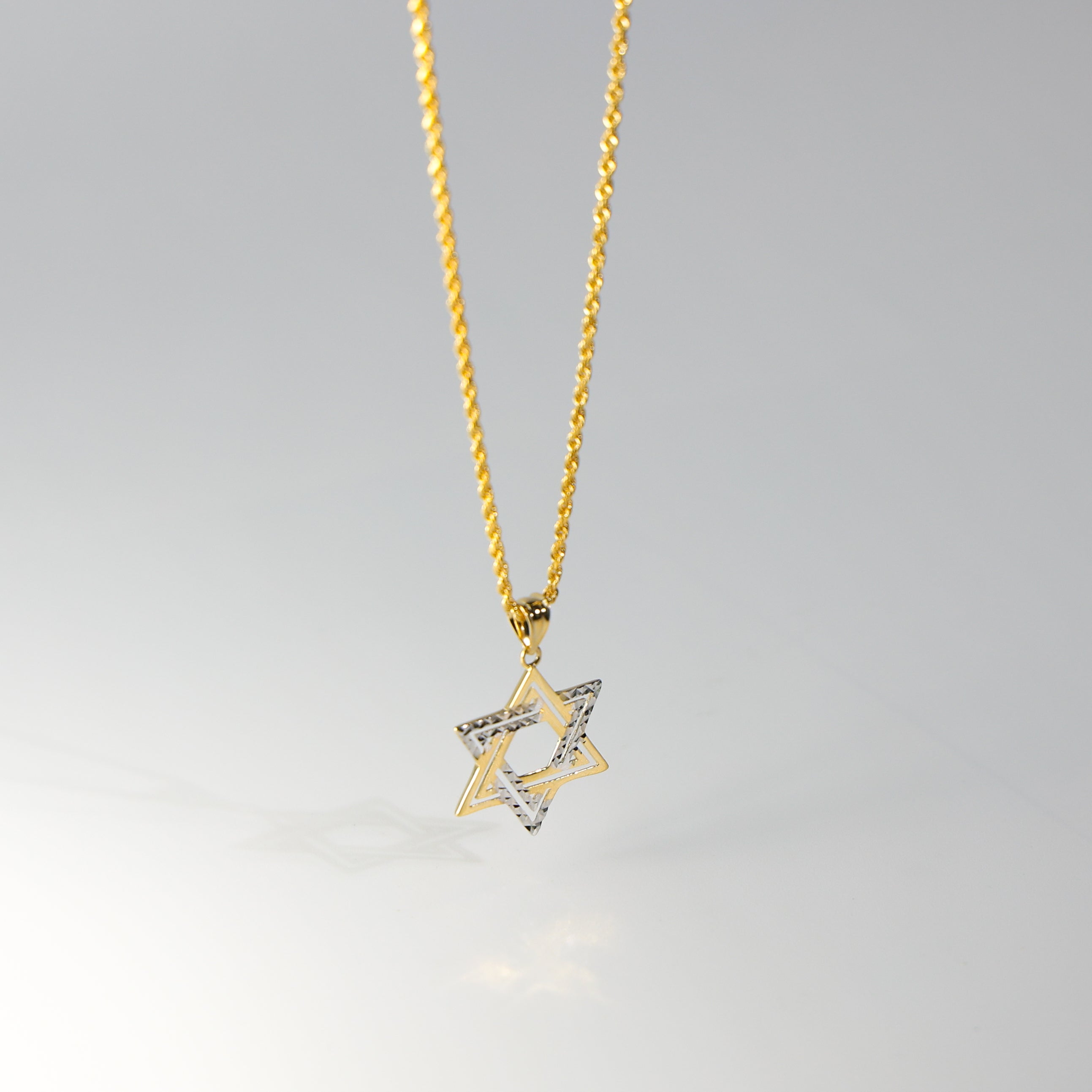 18K Gold Large Star of David Pendant Necklace - Elegant Jewish Jewelry for Men & Women | Perfect for Hanukkah Gifts, Bar Mitzvah & Religious Occasions
