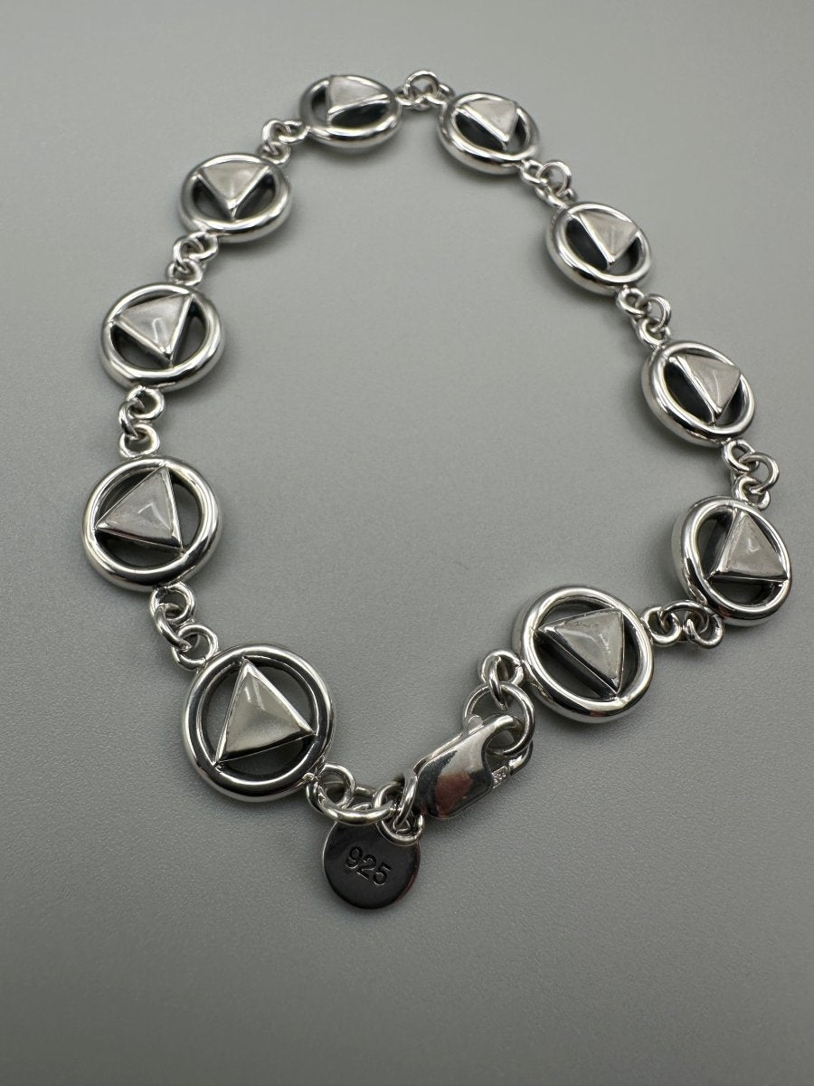 Sobriety Symbol AA Symbol Bracelet TBG689 - Inspirational Recovery Jewelry for Alcoholics Anonymous Support & Sobriety Gifts - Perfect for Meetings, Anniversaries & Daily Motivation