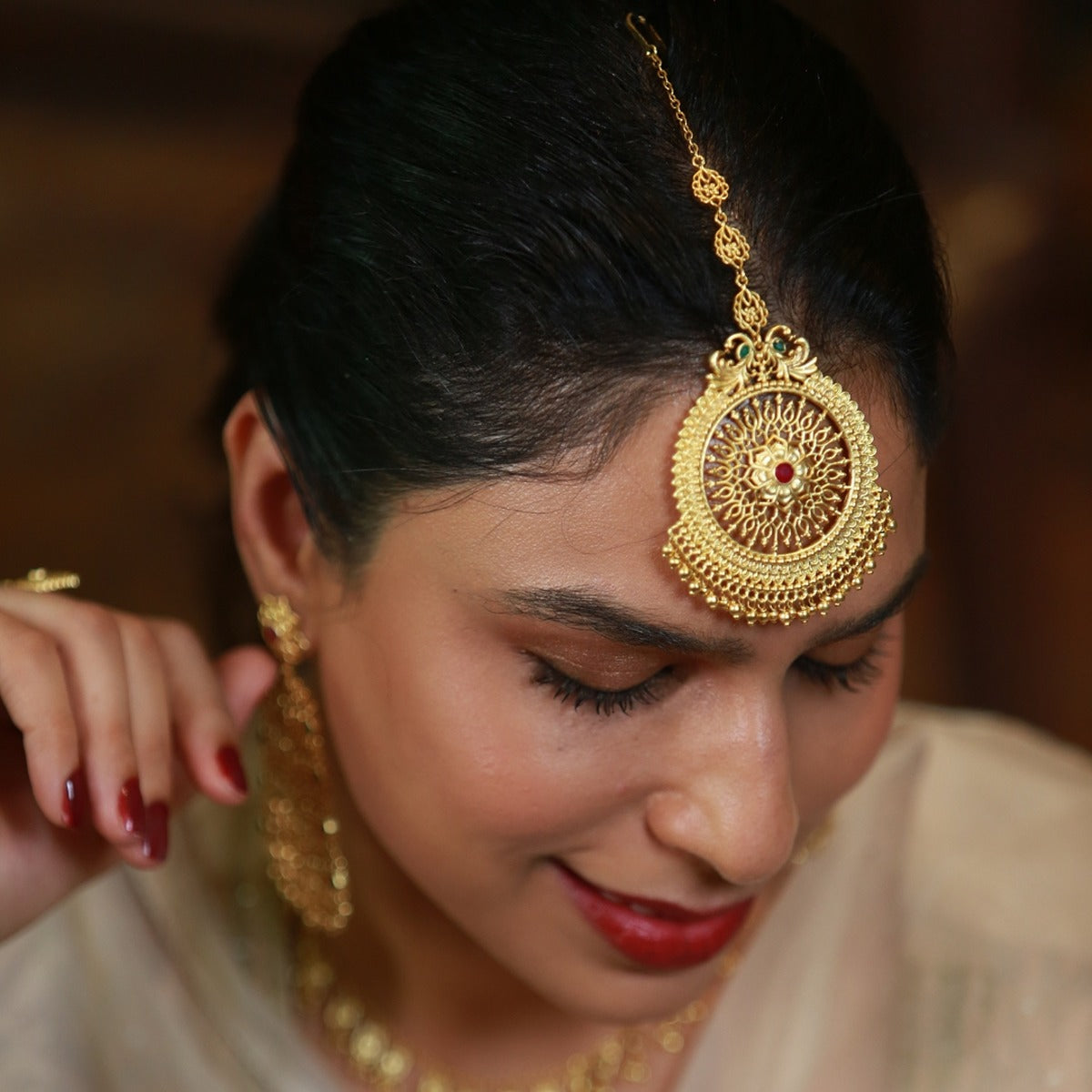 Chola Legacy Jewelry Gift Box - Handcrafted Statement Earrings & Maang Tikka Headpiece | Traditional Indian Bridal Jewelry Set for Weddings, Festivals & Special Occasions
