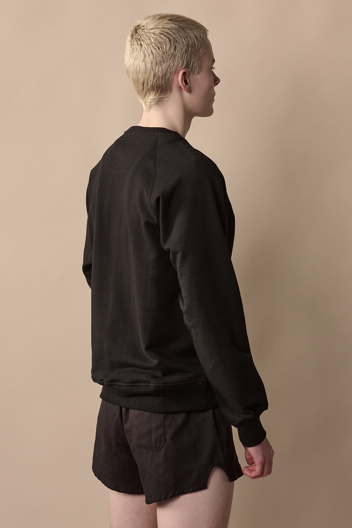 Eco-Friendly Men's Raglan Sweatshirt - Plastic-Free Black Cotton Pullover for Casual Wear & Gym Workouts