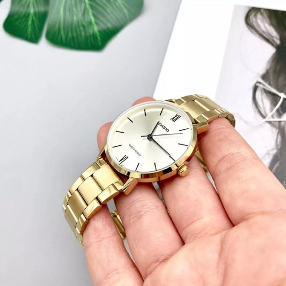 CASIO Analog LTP-VT01G-9BUDF Gold Stainless Steel Women's Watch - Elegant & Durable Timepiece for Everyday Wear, Office & Special Occasions