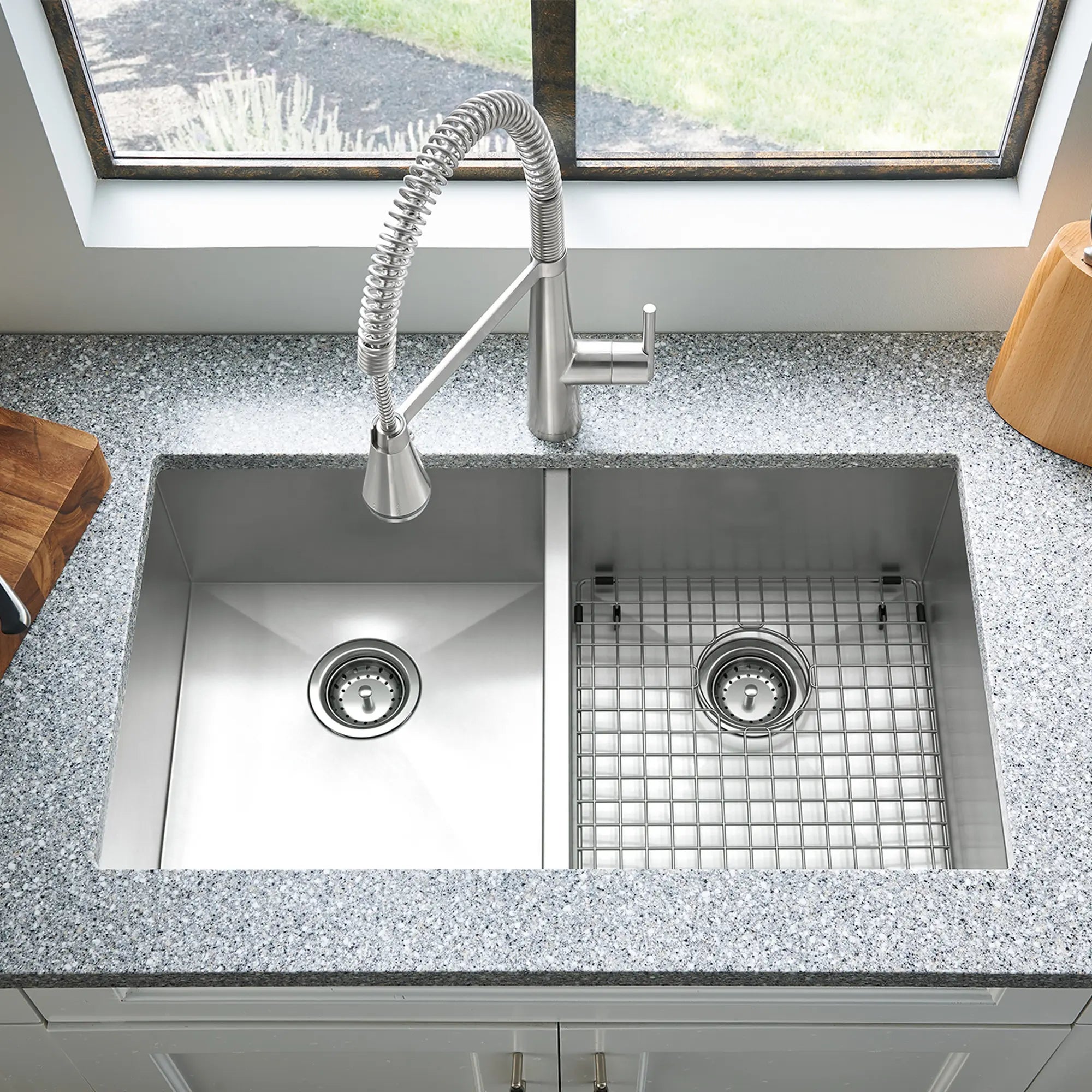 Edgewater® 33 x 22 Inch Stainless Steel 1 Hole Dual Mount Double Bowl Kitchen Sink - Durable & Stylish for Modern Kitchens, Perfect for Cooking, Washing Dishes & Food Prep