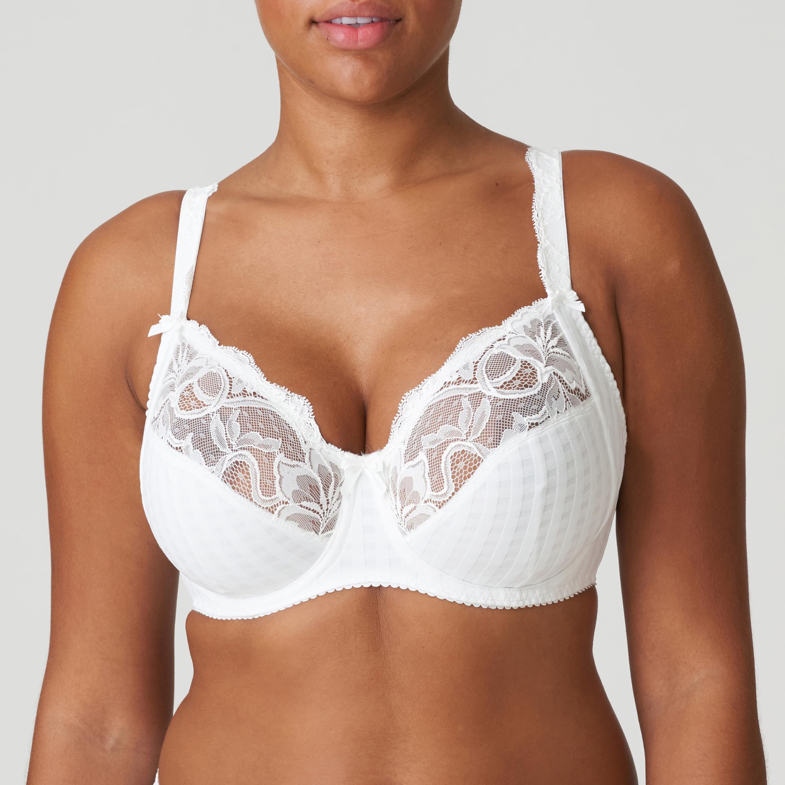 PrimaDonna Madison Full Coverage Side Support Bra 34F - White | Comfortable Underwire Bra for Plus Size Women | Perfect for Everyday Wear & Special Occasions