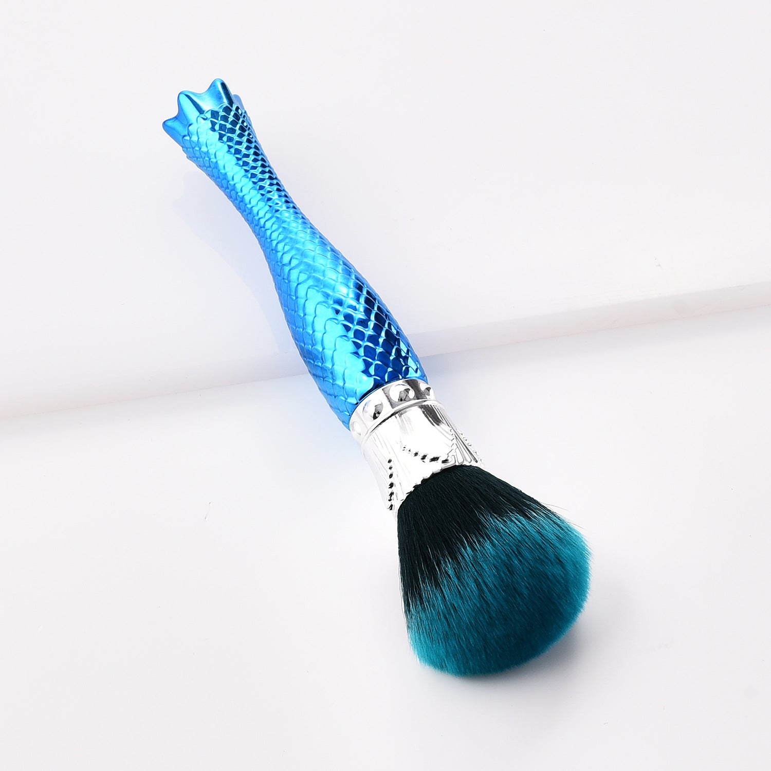 Professional Single Makeup Brush - Soft Bristles for Flawless Foundation & Powder Application - Perfect for Everyday Makeup & Travel