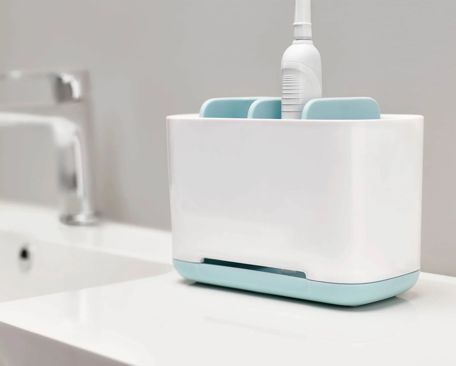 Large Toothbrush Holder - Bathroom Organizer for Multiple Toothbrushes, Perfect for Family and Travel Use