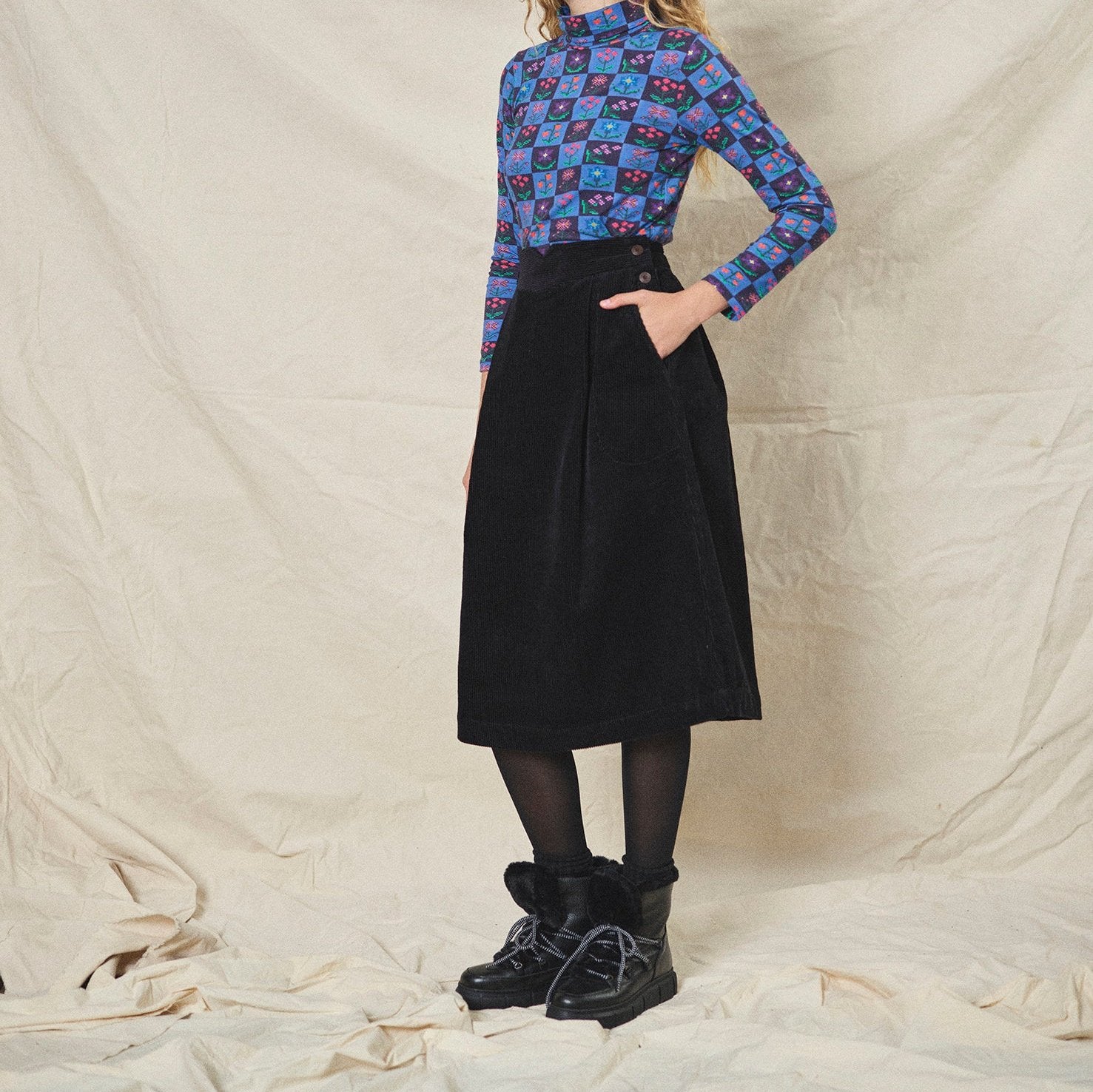 Lowie Black Corduroy Skirt for Women - High Waist A-Line Mini Skirt with Pockets | Perfect for Casual Outfits, Fall Fashion & Date Nights