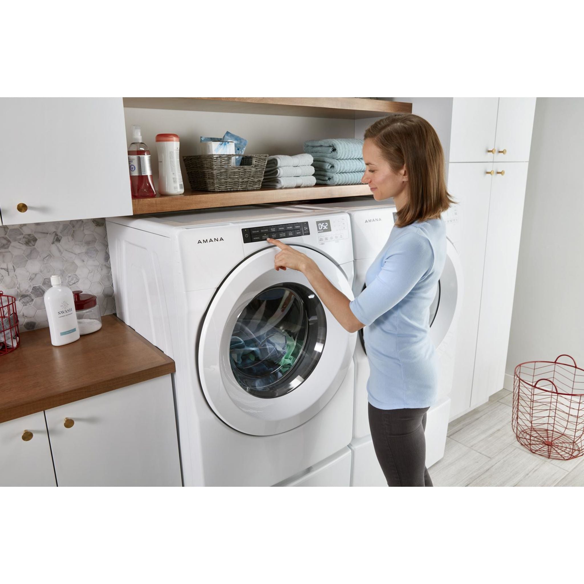 Amana YNED5800HW 7.0 Cu. Ft. White Electric Dryer - Perfect for Large Families & Laundry Rooms | Fast Drying & Energy Efficient