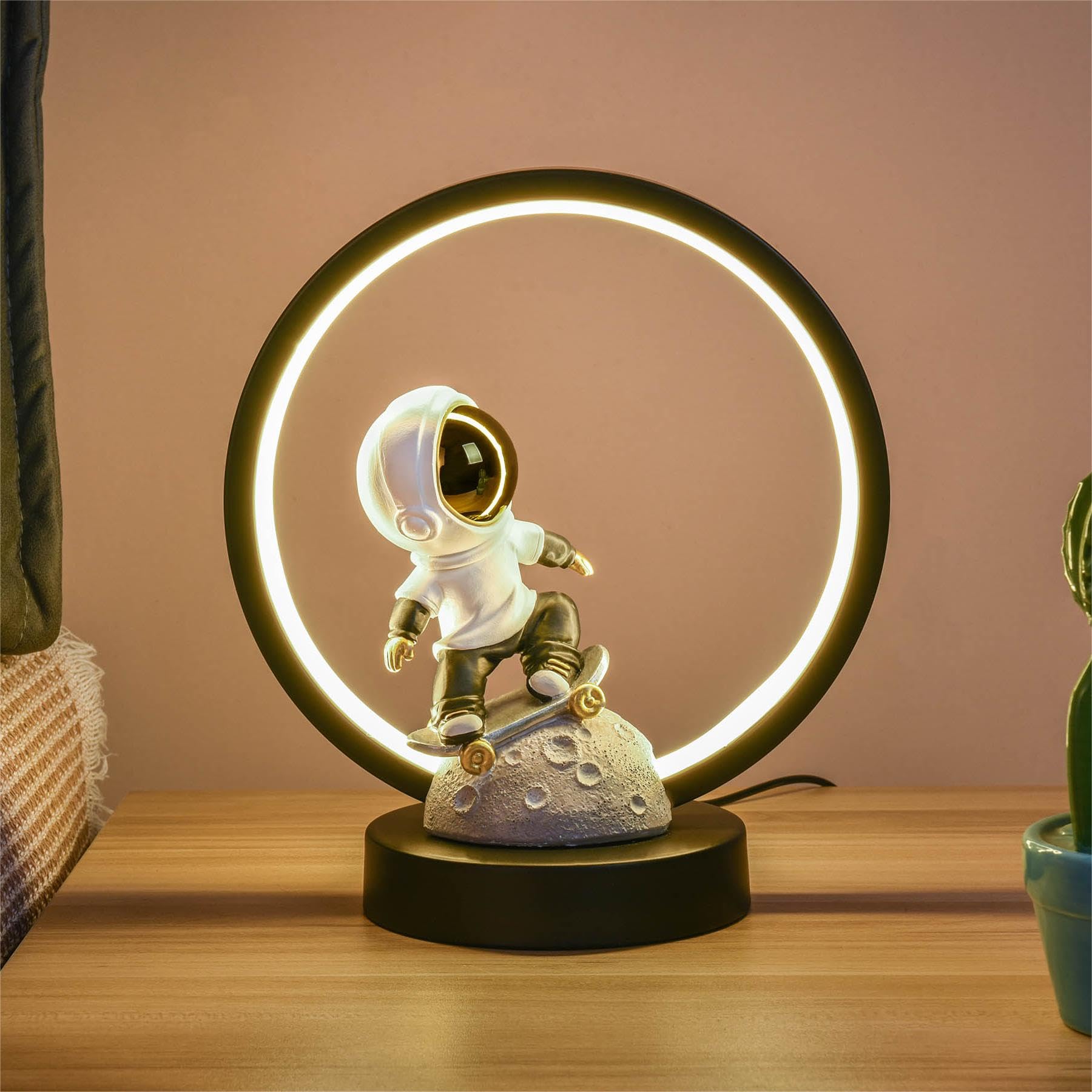 Astronaut Night Light for Kids & Adults - USB-Powered LED Bedside Lamp for Bedroom, Nursery & Living Room | Perfect Birthday & Christmas Gift for Space Lovers | Creates Soothing Ambiance for Nighttime Reading & Relaxation